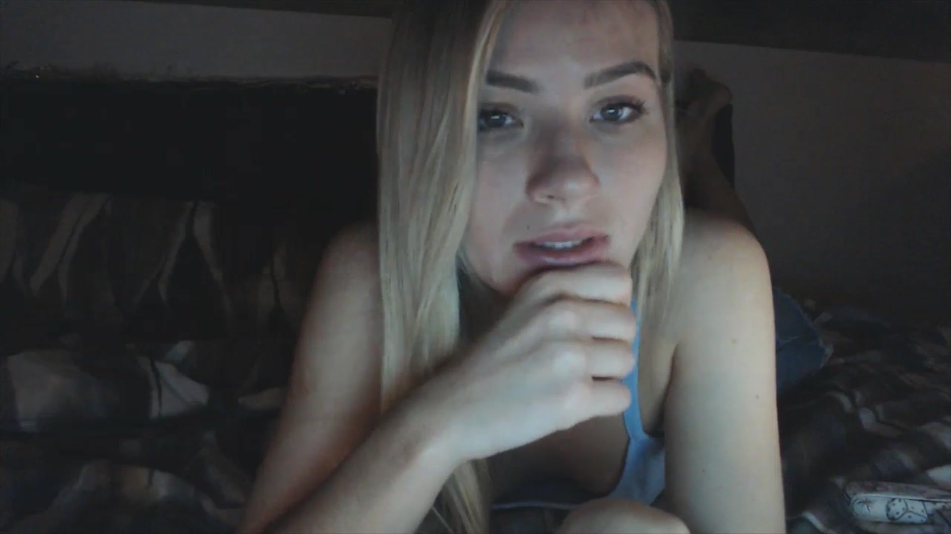 Gallery image thumbnail from fiancee's myfreecams stream on, 02/10/2026, 21:04 image 15 of 20