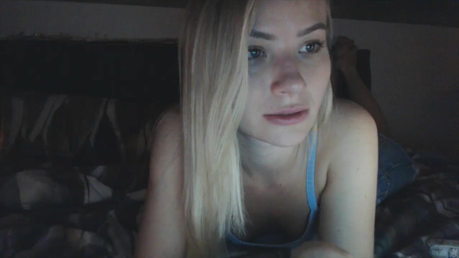 Gallery image thumbnail from fiancee's myfreecams stream on, 02/10/2026, 21:04 image 4 of 20