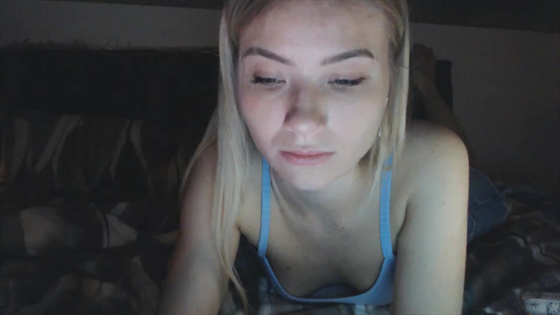 Gallery image thumbnail from fiancee's myfreecams stream on, 02/10/2026, 21:04 image 6 of 20