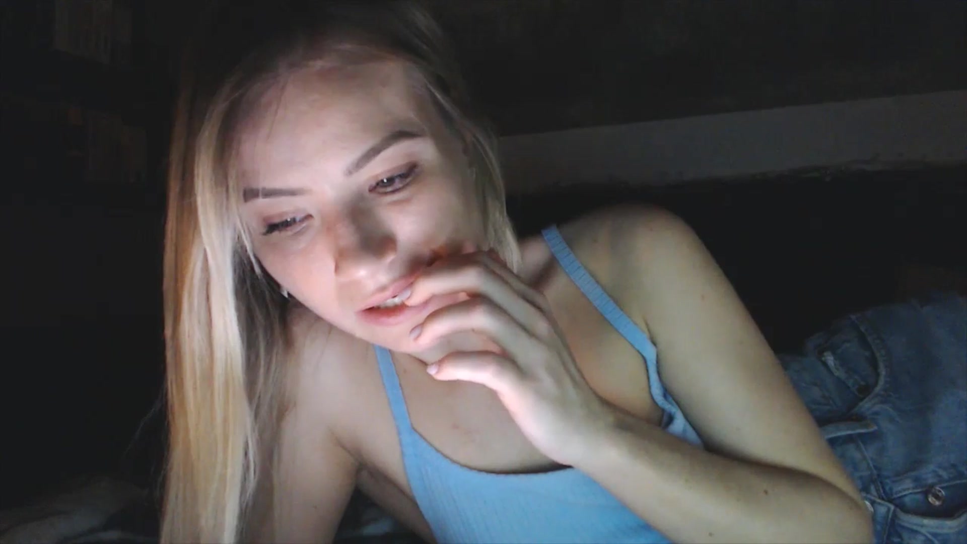 Gallery image thumbnail from fiancee's myfreecams stream on, 02/10/2026, 22:34 image 4 of 20