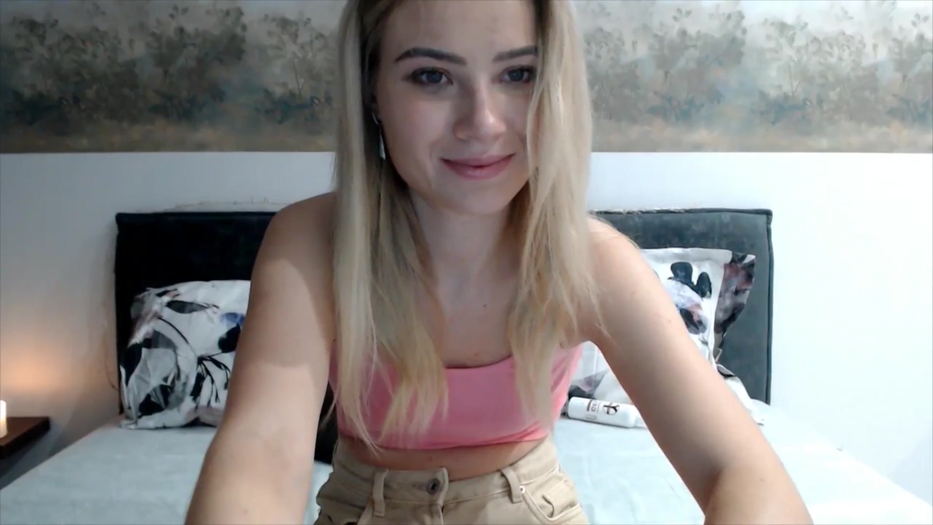 Gallery image thumbnail from fiancee's myfreecams stream on, 02/13/2026, 18:14 image 13 of 20