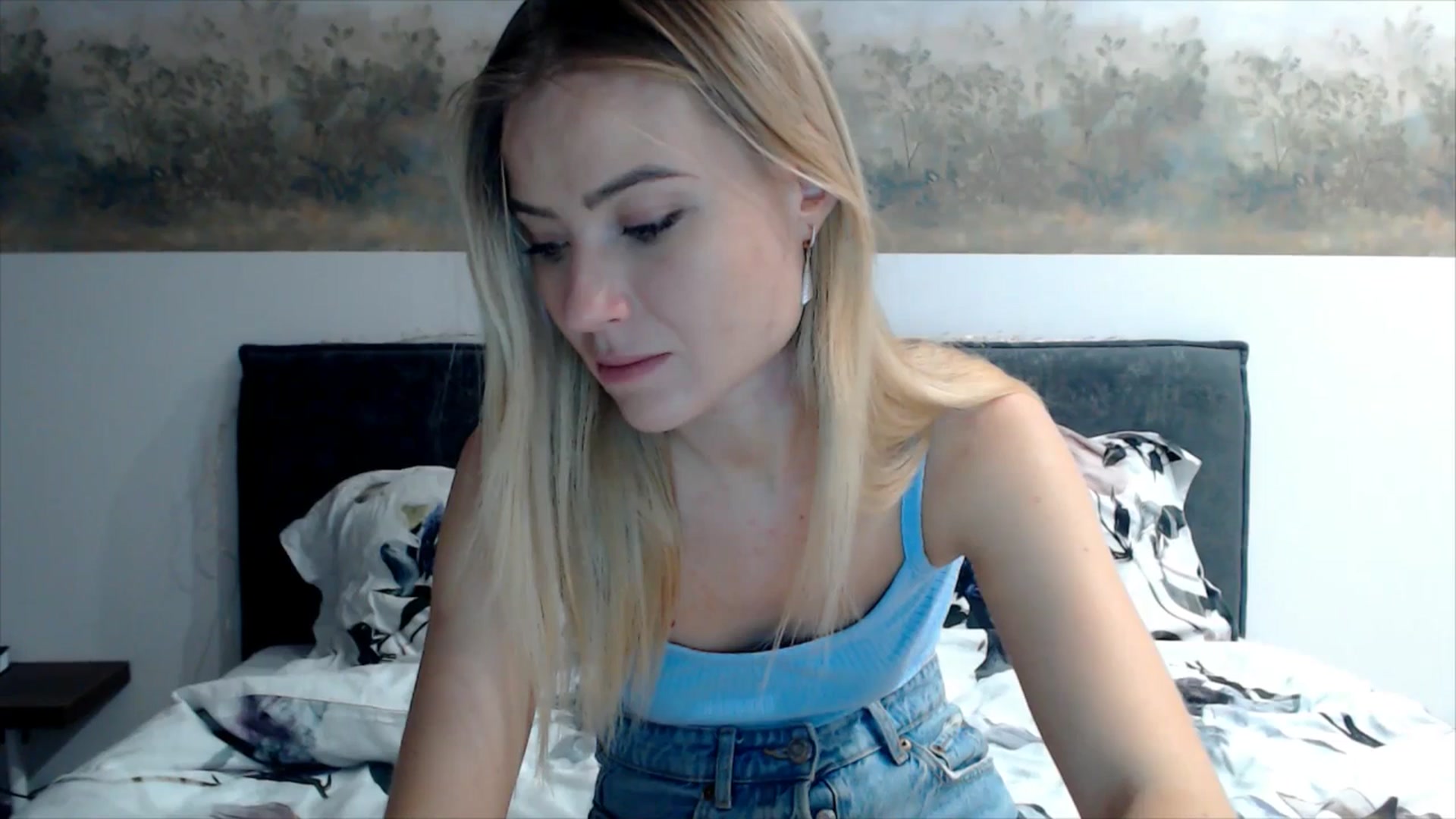 Gallery image thumbnail from fiancee's myfreecams stream on, 02/15/2026, 23:24 image 13 of 20