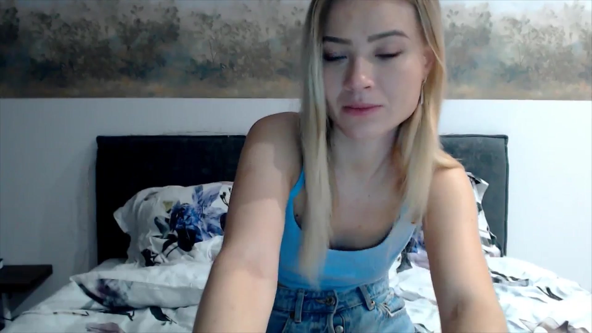 Gallery image thumbnail from fiancee's myfreecams stream on, 02/15/2026, 23:24 image 14 of 20