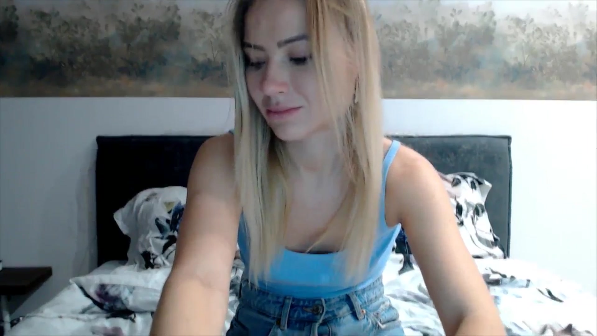 Gallery image thumbnail from fiancee's myfreecams stream on, 02/15/2026, 23:24 image 20 of 20