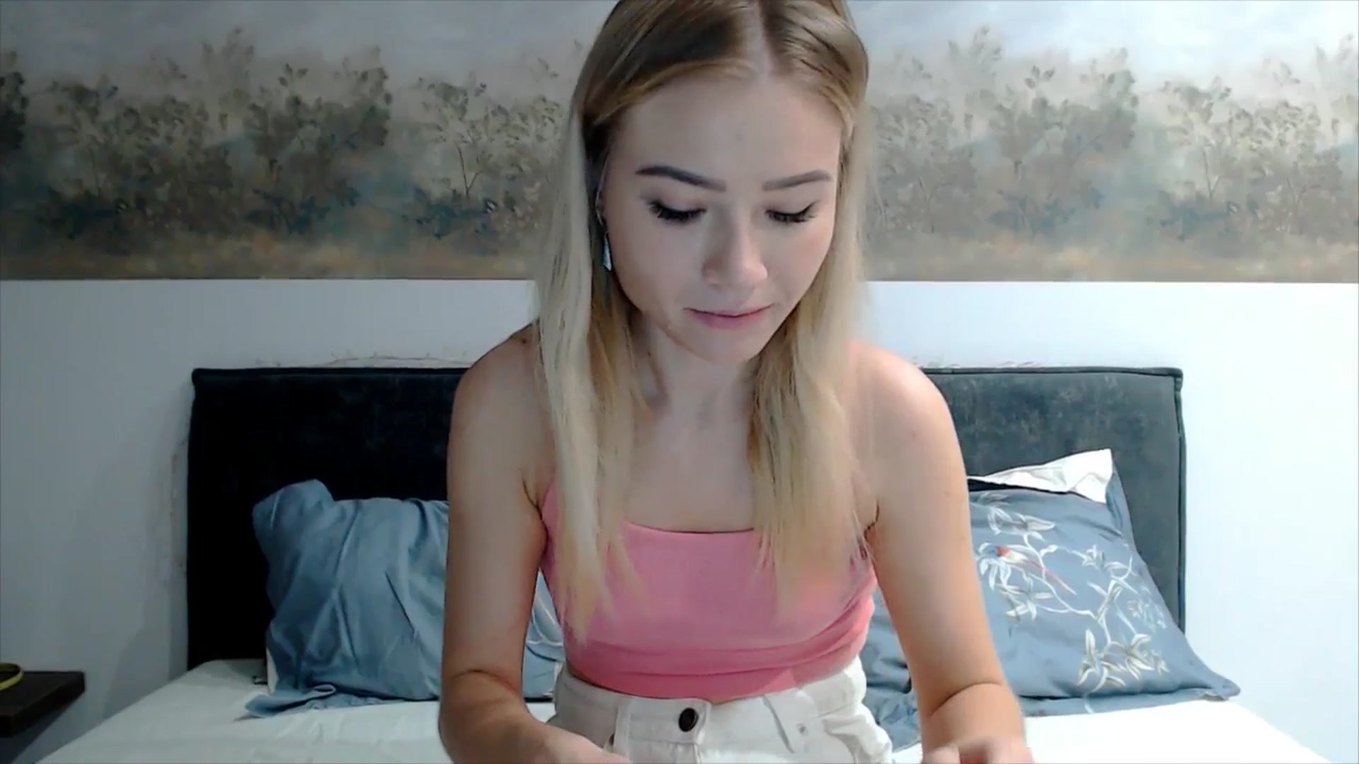 Gallery image thumbnail from fiancee's myfreecams stream on, 02/24/2026, 19:23 image 10 of 20