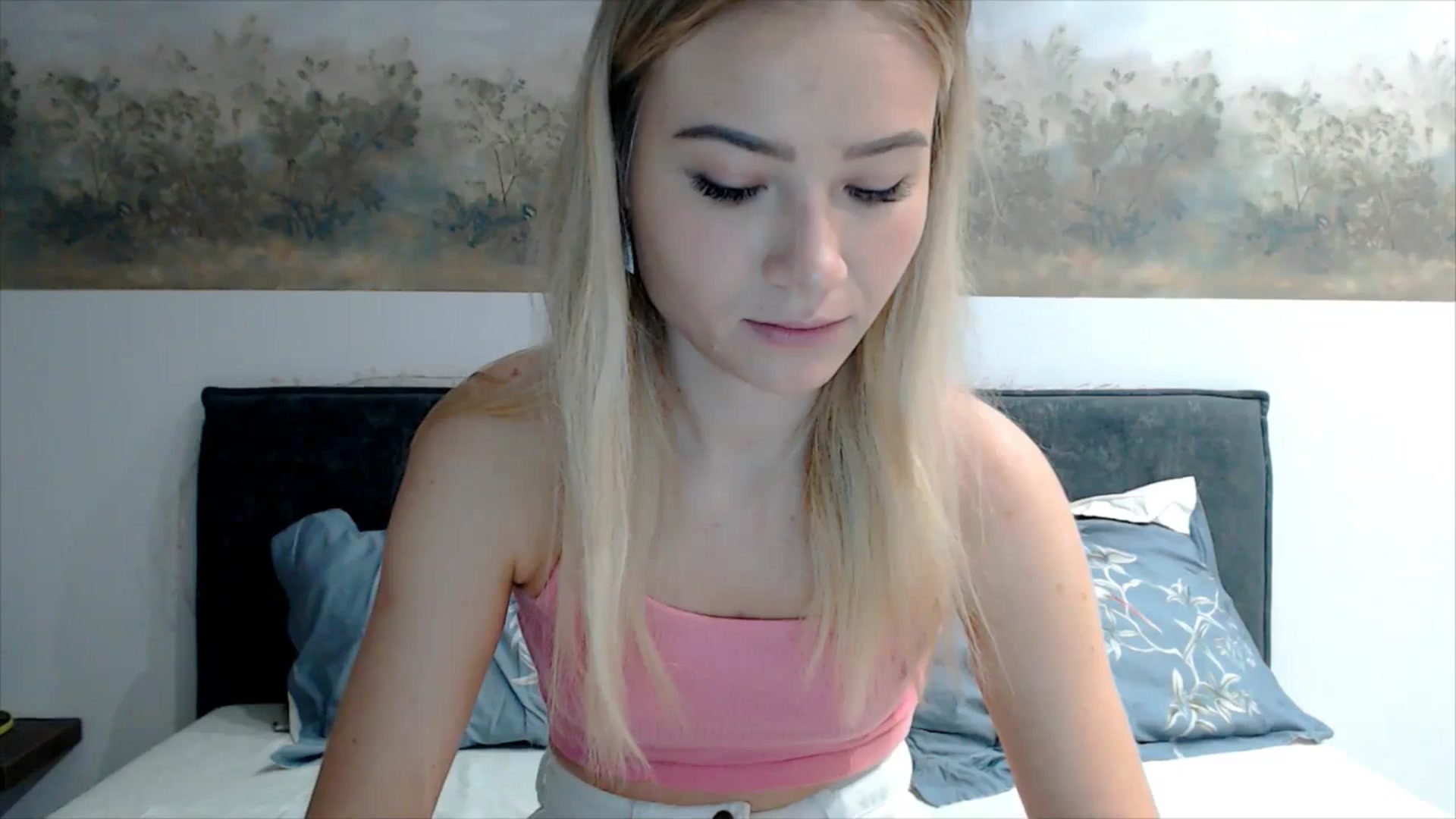 Gallery image thumbnail from fiancee's myfreecams stream on, 02/24/2026, 19:23 image 12 of 20
