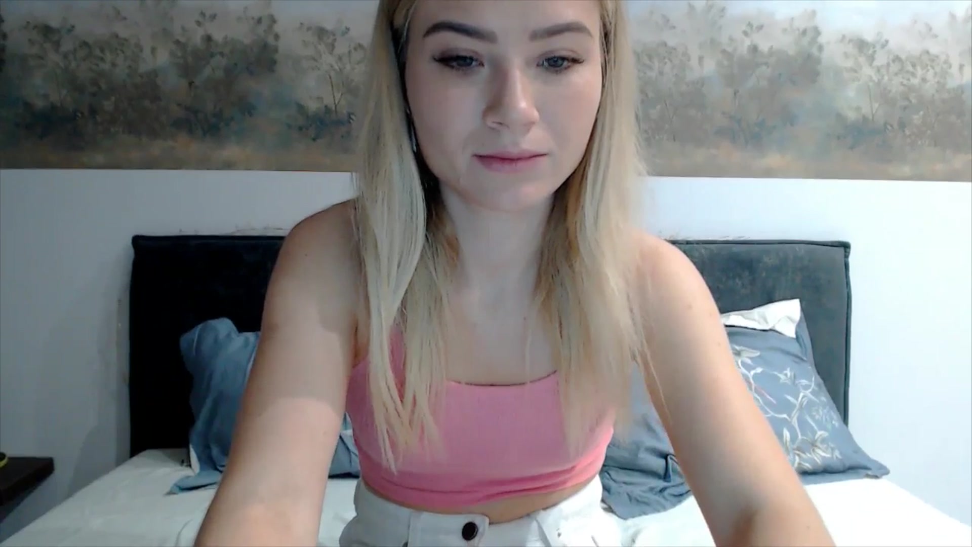 Gallery image thumbnail from fiancee's myfreecams stream on, 02/24/2026, 19:23 image 17 of 20