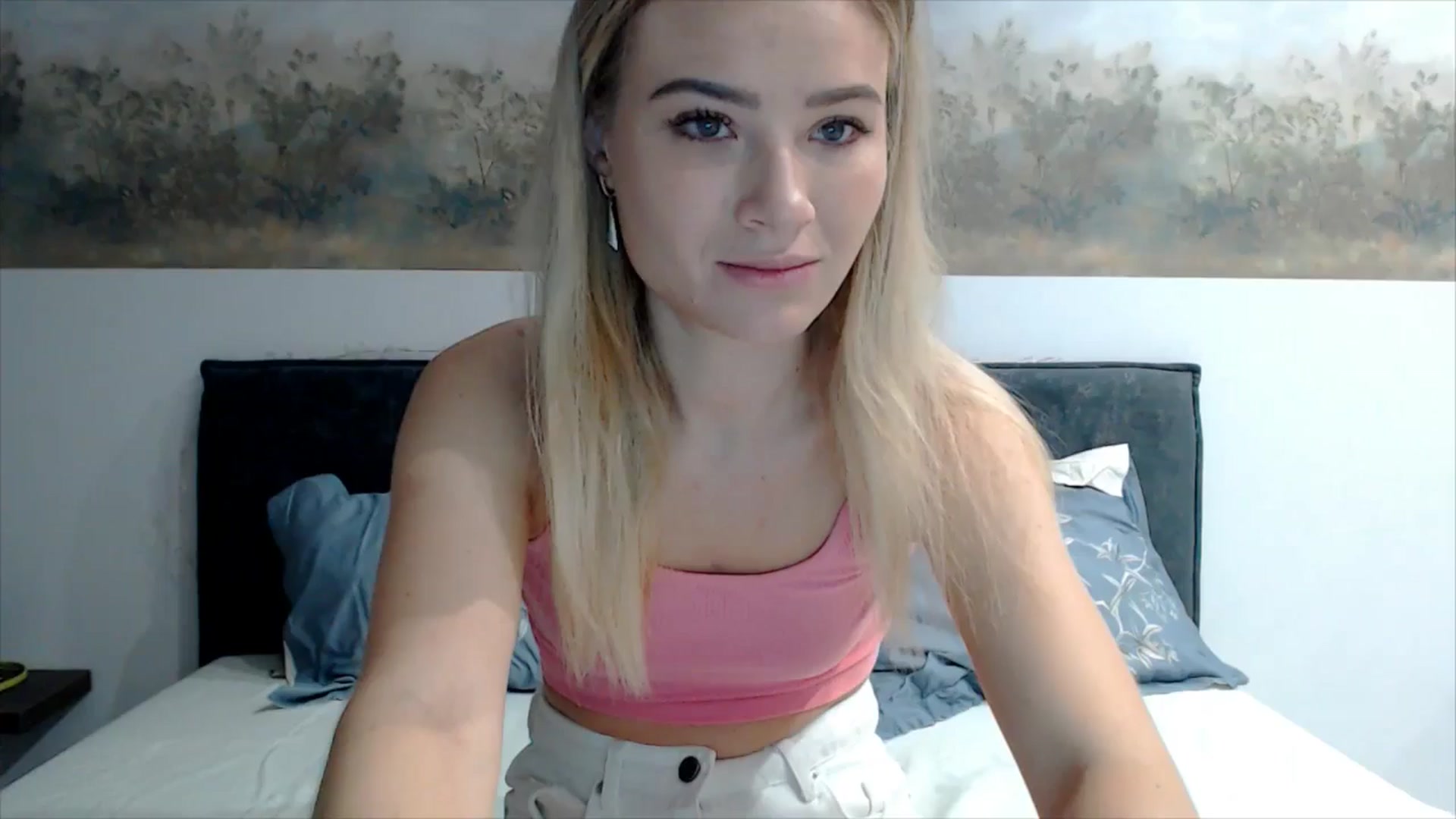 Gallery image thumbnail from fiancee's myfreecams stream on, 02/24/2026, 19:23 image 1 of 20