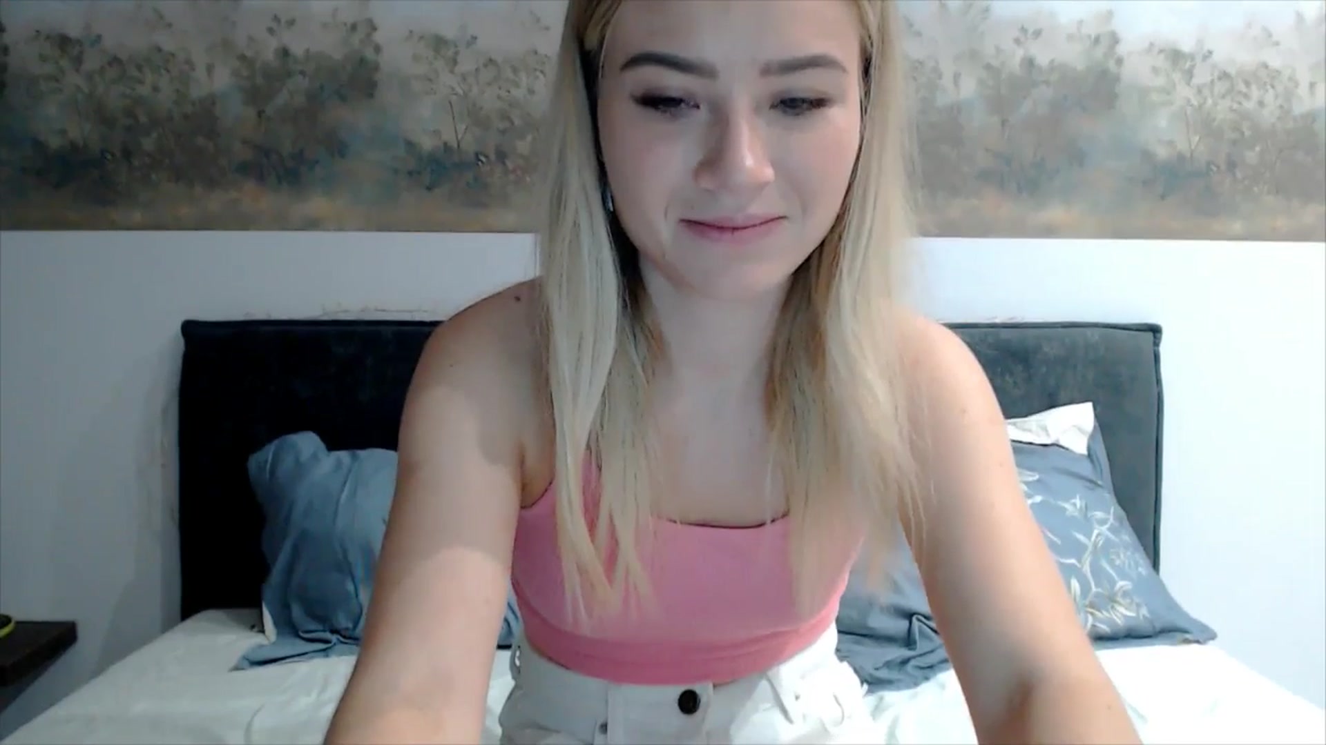 Gallery image thumbnail from fiancee's myfreecams stream on, 02/24/2026, 19:23 image 20 of 20
