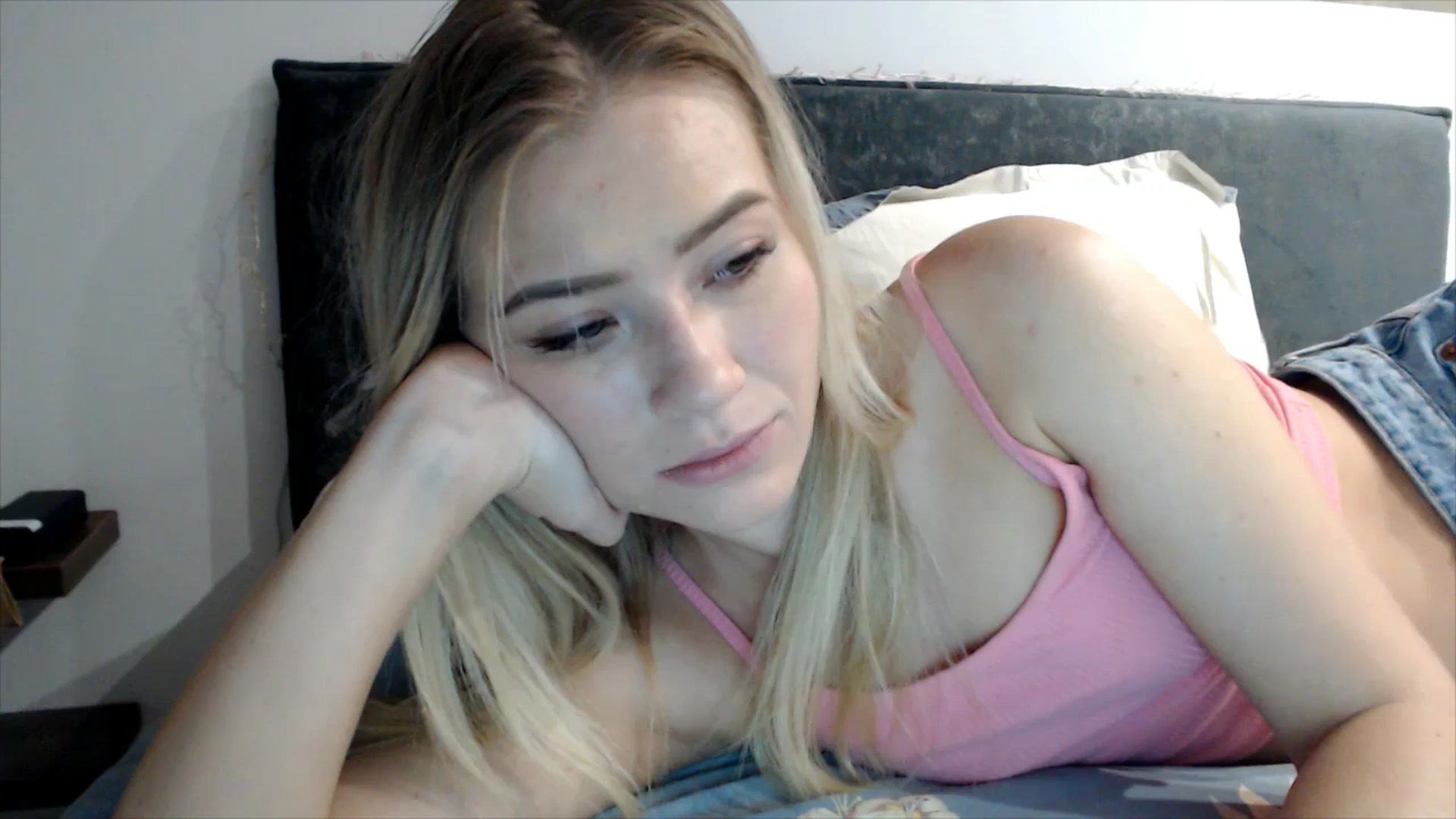 Gallery image thumbnail from fiancee's myfreecams stream on, 02/26/2026, 01:32 image 9 of 20