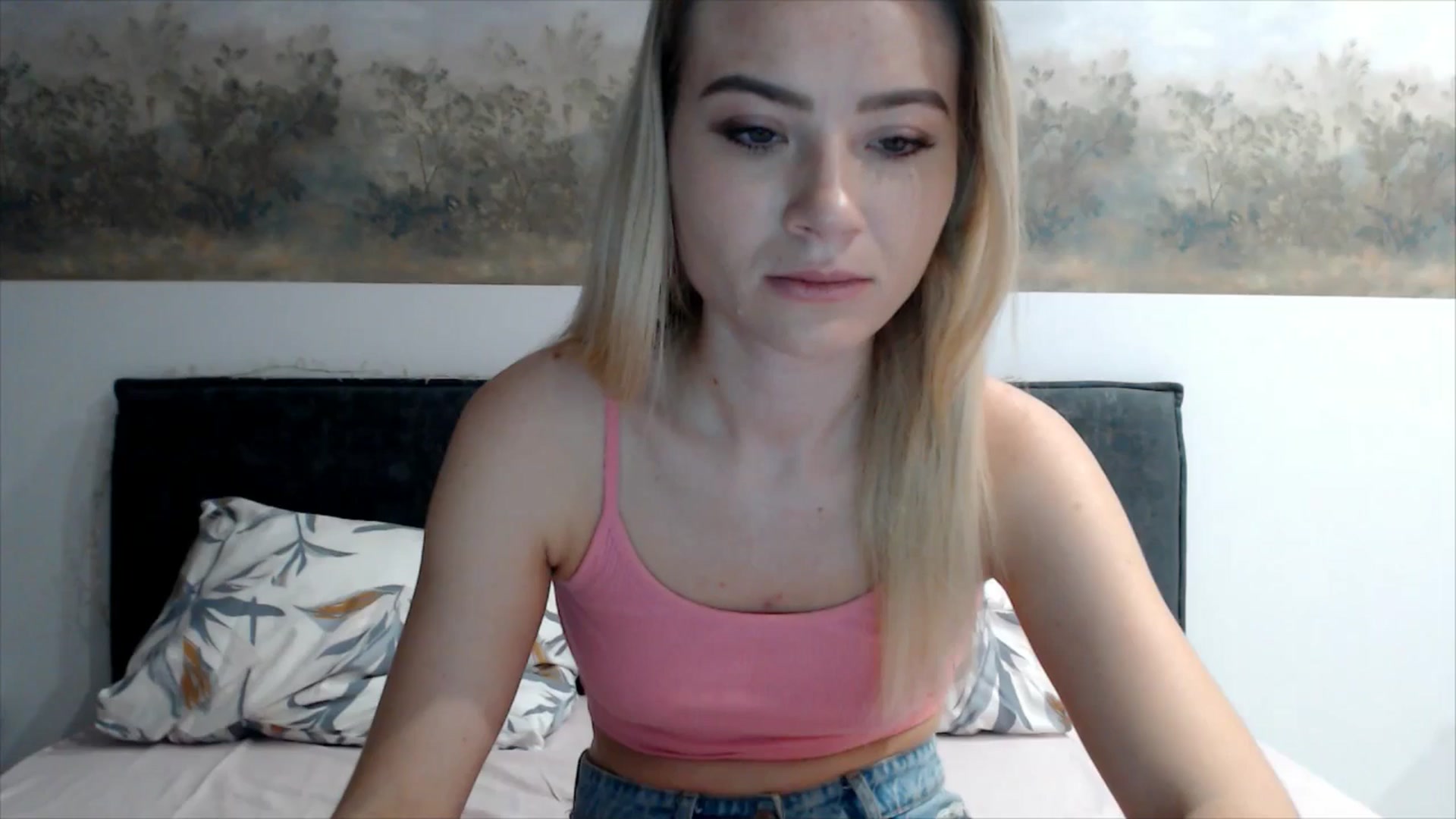 Gallery image thumbnail from fiancee's myfreecams stream on, 03/06/2026, 01:12 image 1 of 20