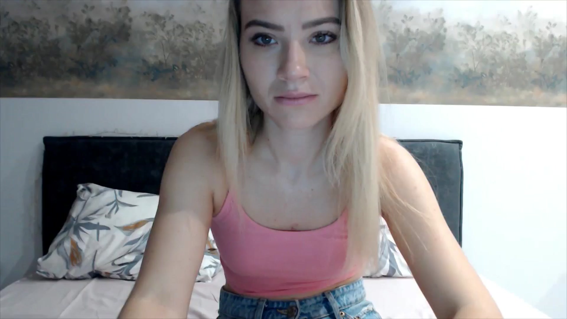 Gallery image thumbnail from fiancee's myfreecams stream on, 03/06/2026, 01:12 image 7 of 20