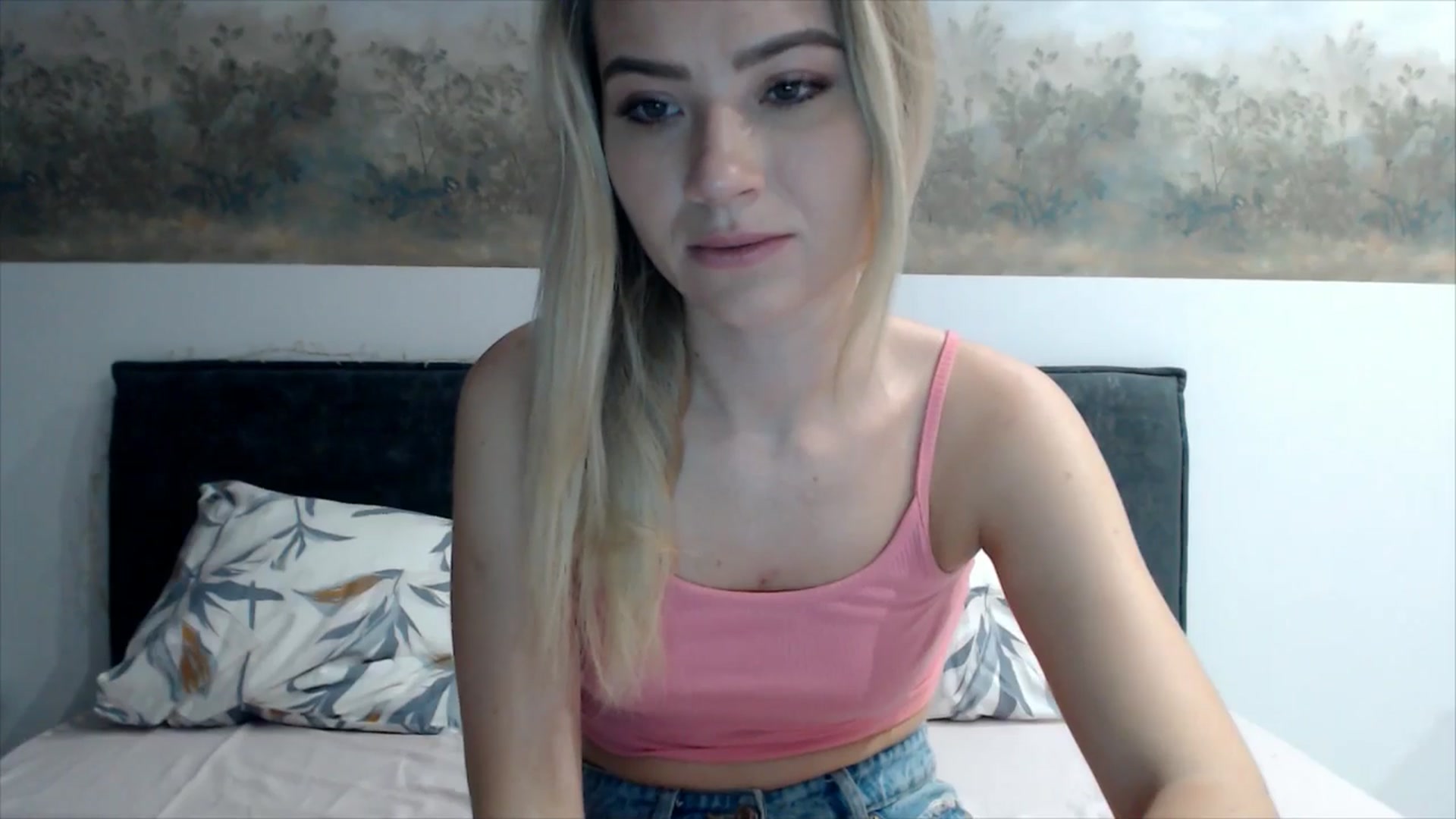 Gallery image thumbnail from fiancee's myfreecams stream on, 03/06/2026, 01:12 image 12 of 20