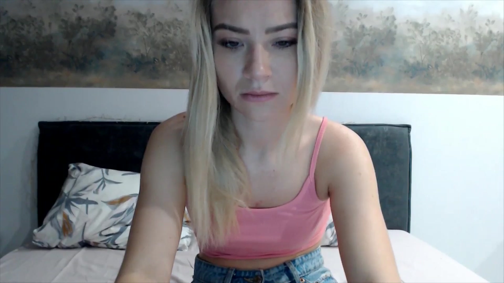 Gallery image thumbnail from fiancee's myfreecams stream on, 03/06/2026, 01:12 image 15 of 20