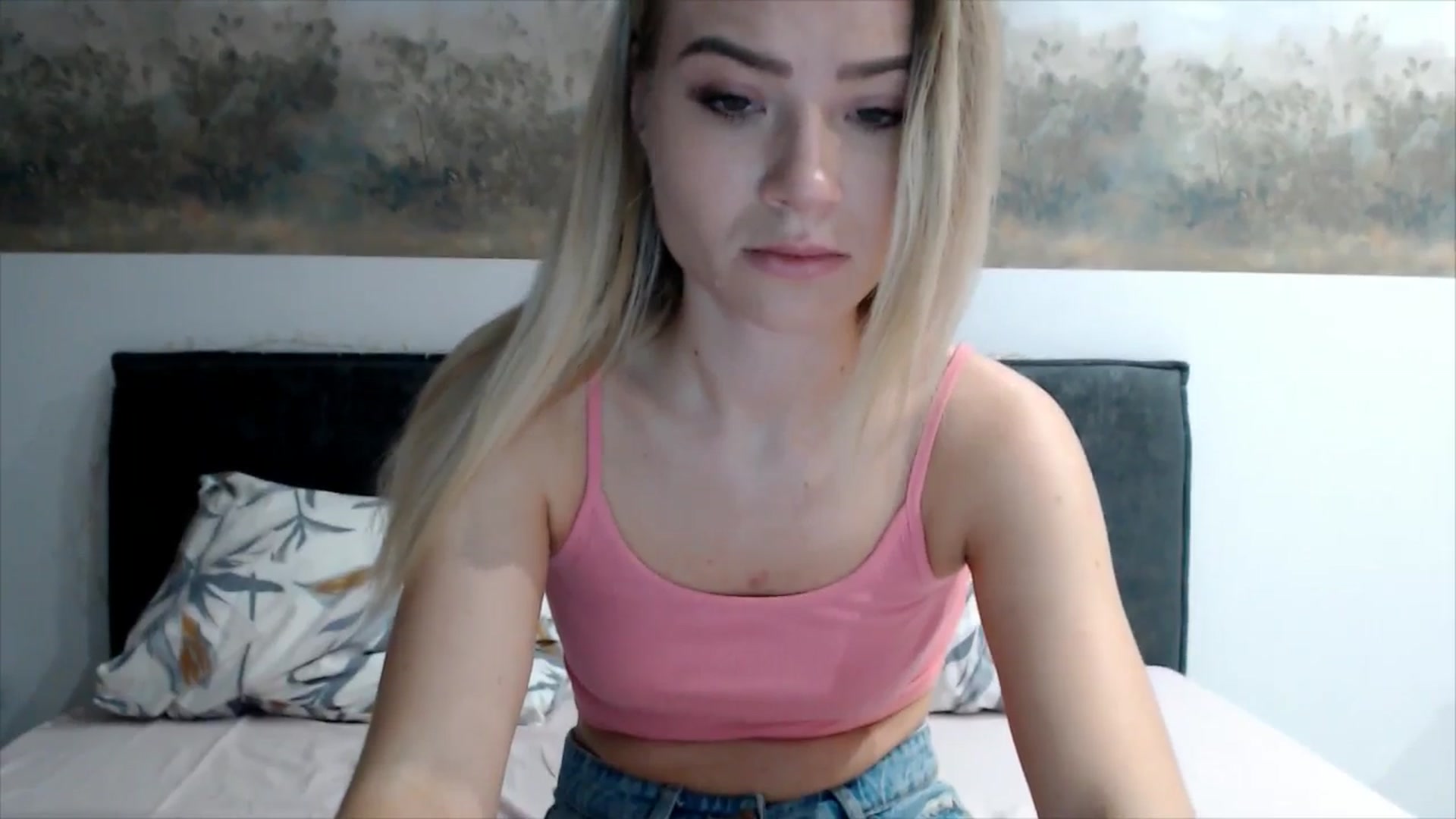 Gallery image thumbnail from fiancee's myfreecams stream on, 03/06/2026, 01:12 image 17 of 20