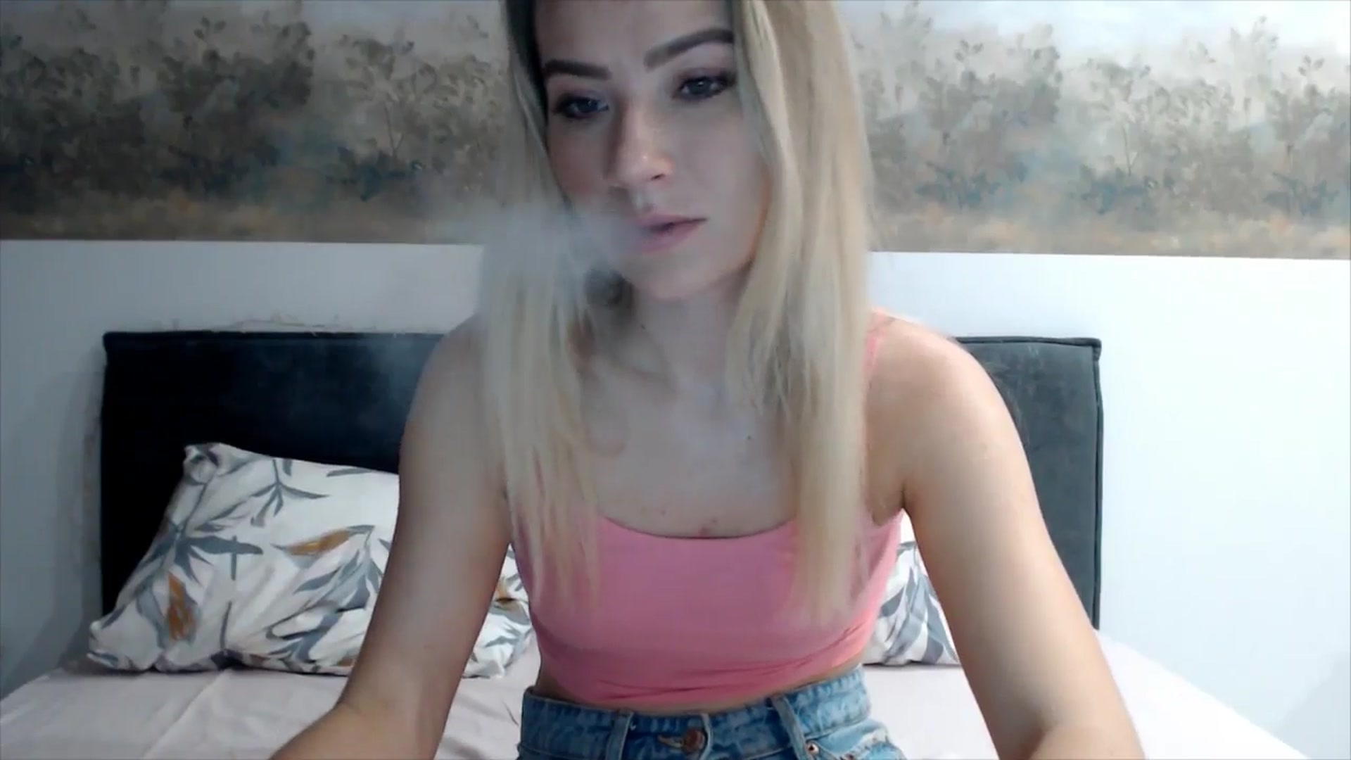 Gallery image thumbnail from fiancee's myfreecams stream on, 03/06/2026, 01:12 image 10 of 20