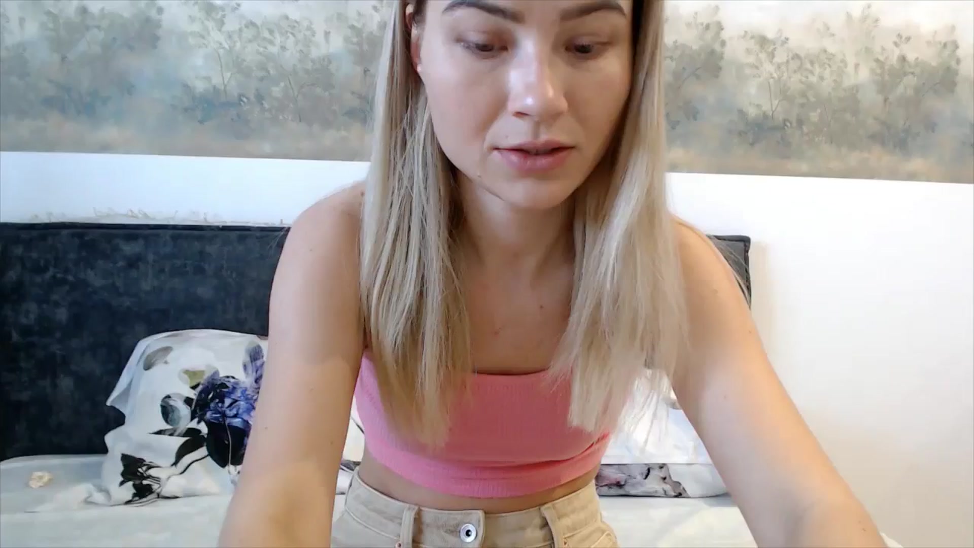 Gallery image thumbnail from fiancee's myfreecams stream on, 03/13/2026, 06:31 image 8 of 20
