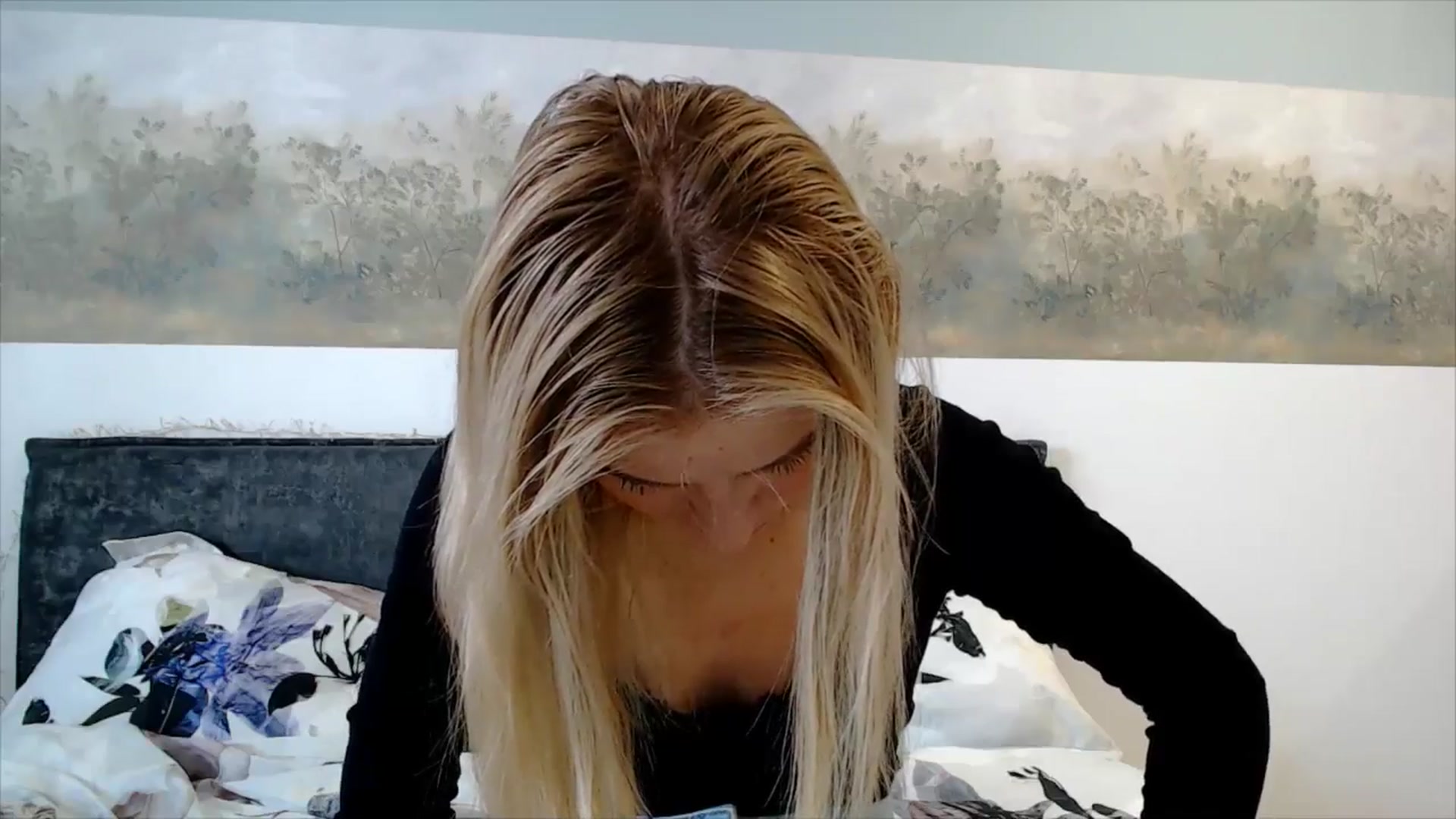 Gallery image thumbnail from fiancee's myfreecams stream on, 03/16/2026, 06:02 image 2 of 20