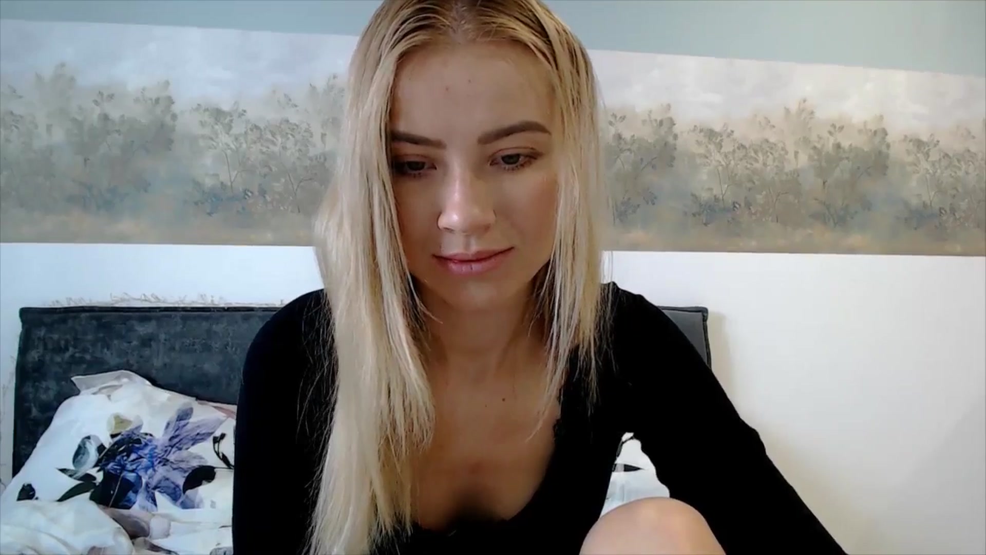 Gallery image thumbnail from fiancee's myfreecams stream on, 03/16/2026, 06:02 image 10 of 20