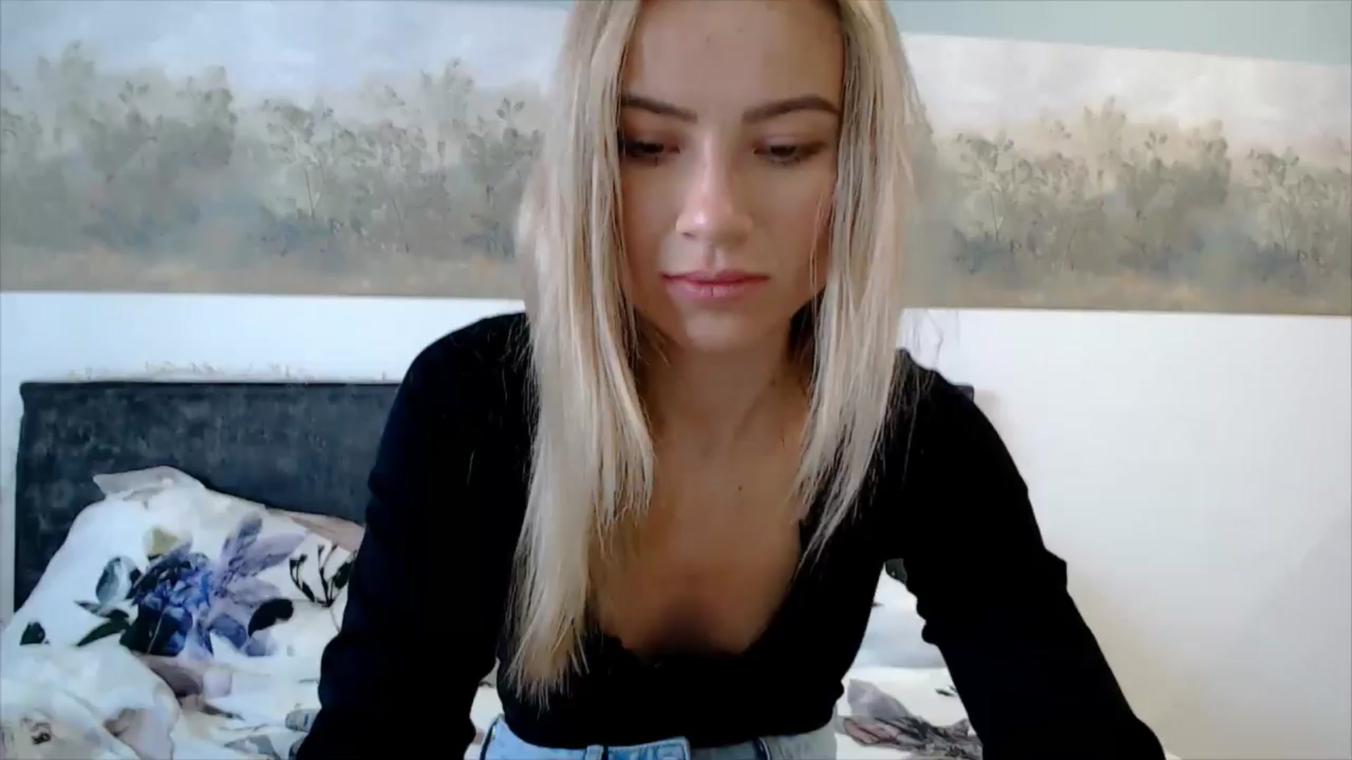 Gallery image thumbnail from fiancee's myfreecams stream on, 03/16/2026, 06:02 image 1 of 20