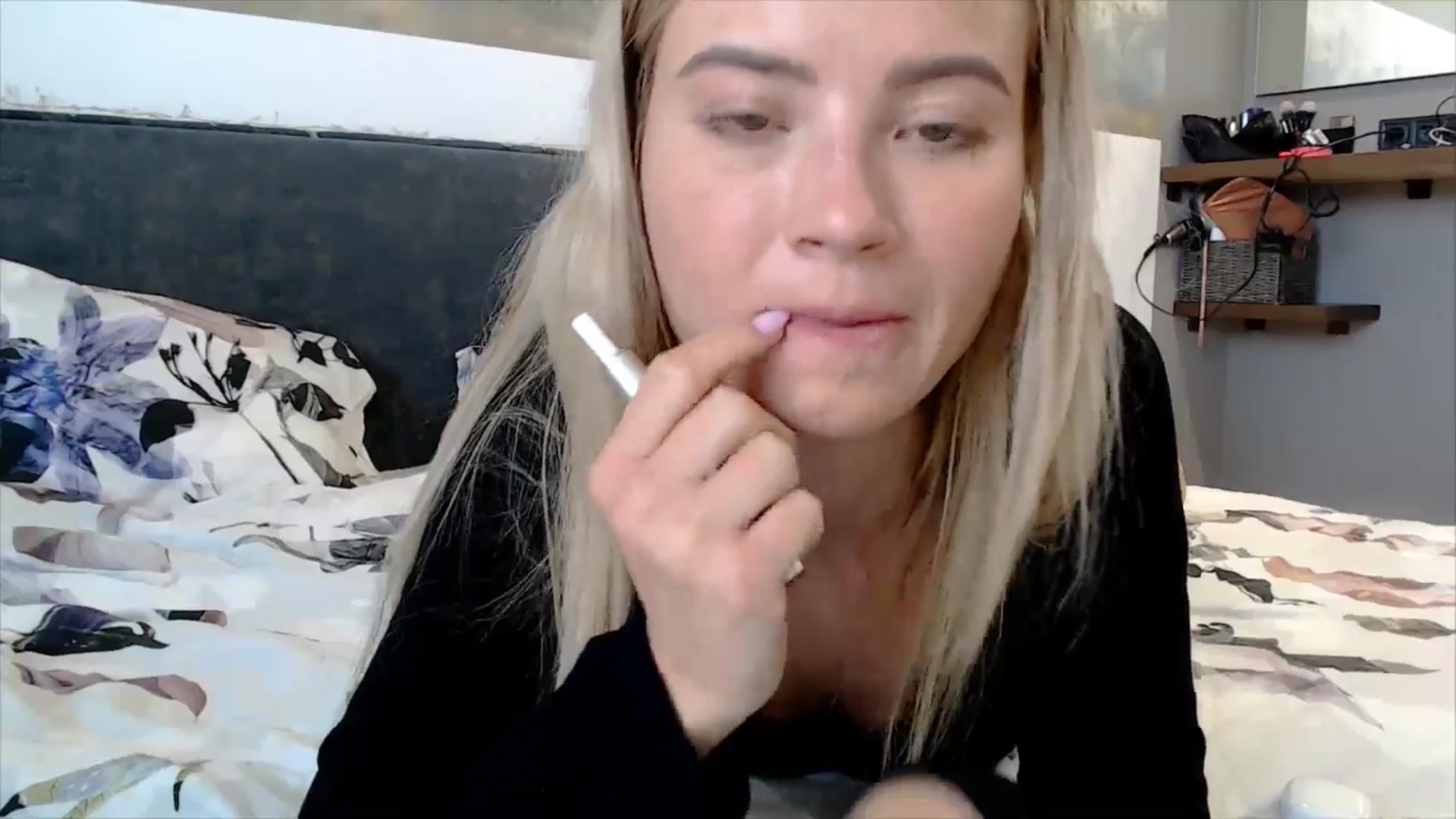 Gallery image thumbnail from fiancee's myfreecams stream on, 03/16/2026, 07:59 image 17 of 20