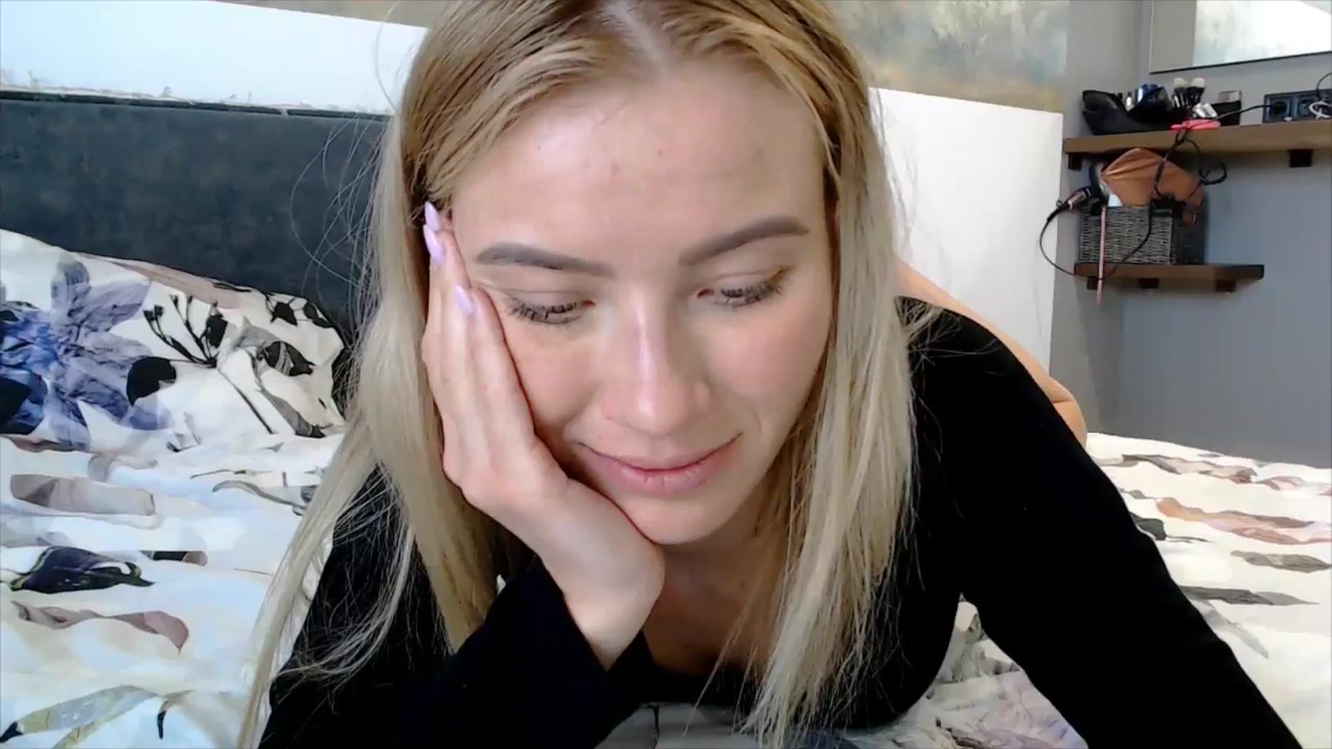 Gallery image thumbnail from fiancee's myfreecams stream on, 03/16/2026, 07:59 image 18 of 20