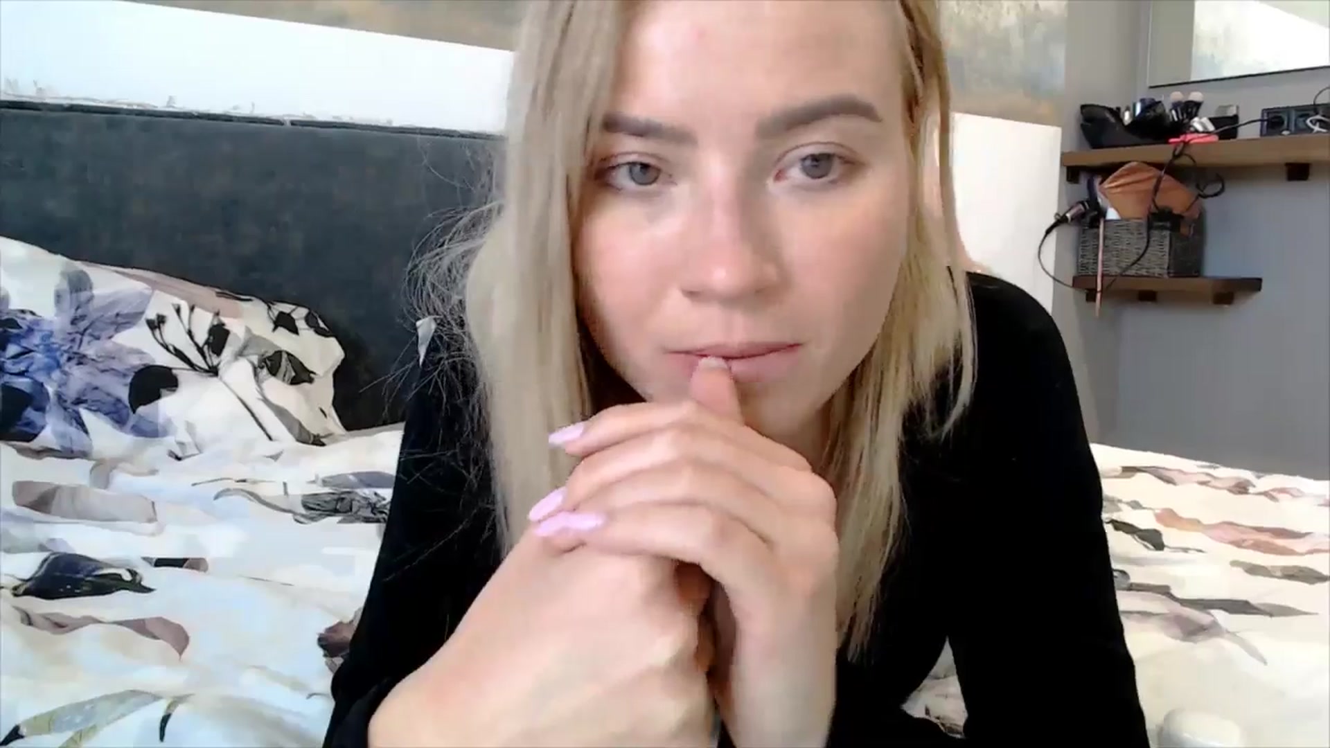 Gallery image thumbnail from fiancee's myfreecams stream on, 03/16/2026, 07:59 image 13 of 20