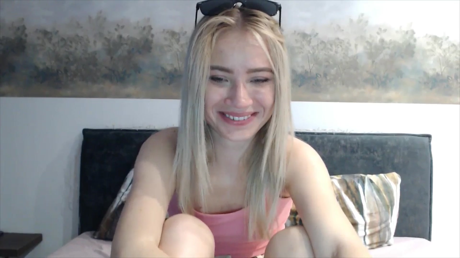 Gallery image thumbnail from fiancee's myfreecams stream on, 03/30/2026, 03:52 image 11 of 20