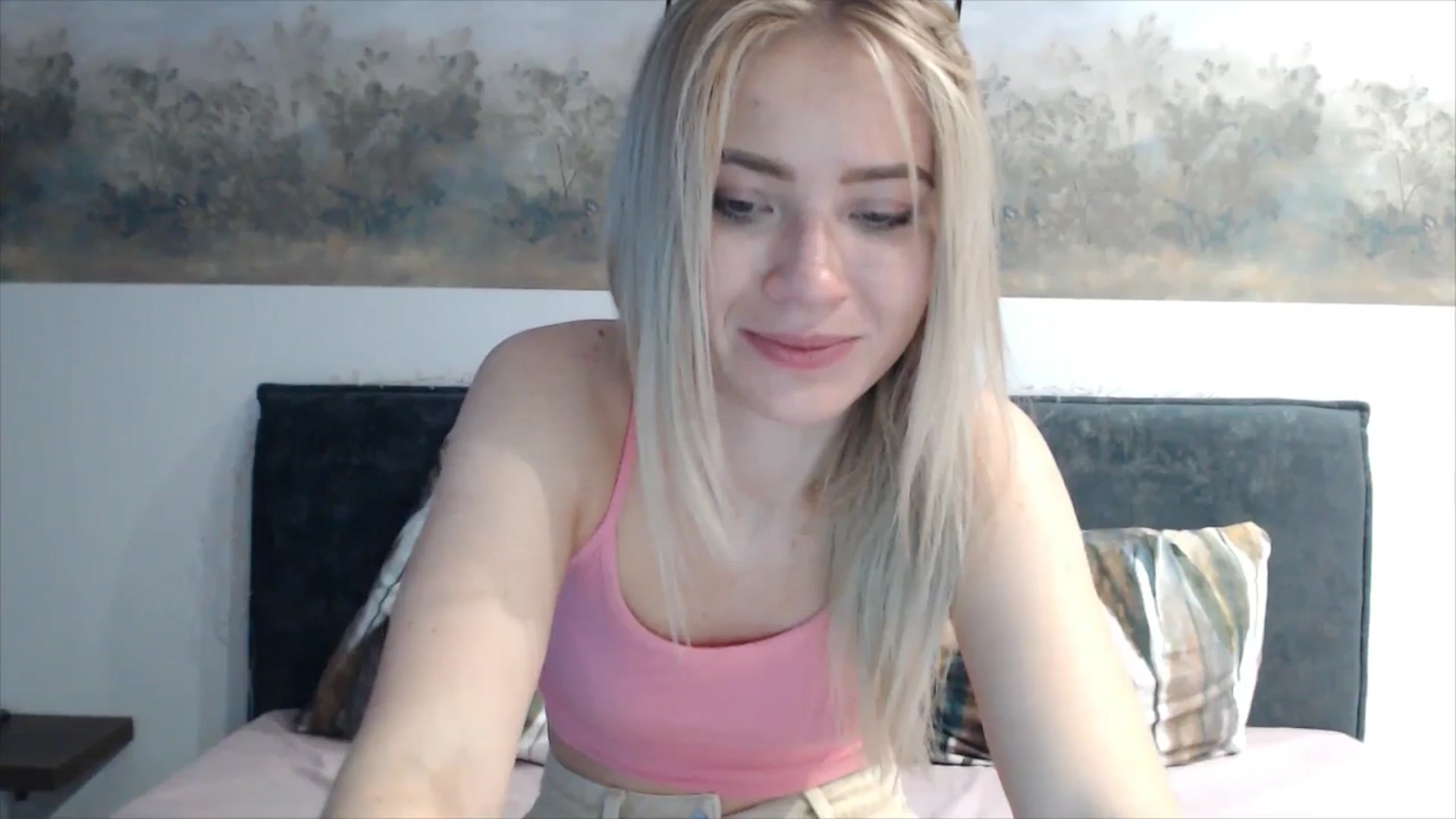 Gallery image thumbnail from fiancee's myfreecams stream on, 03/30/2026, 03:52 image 14 of 20