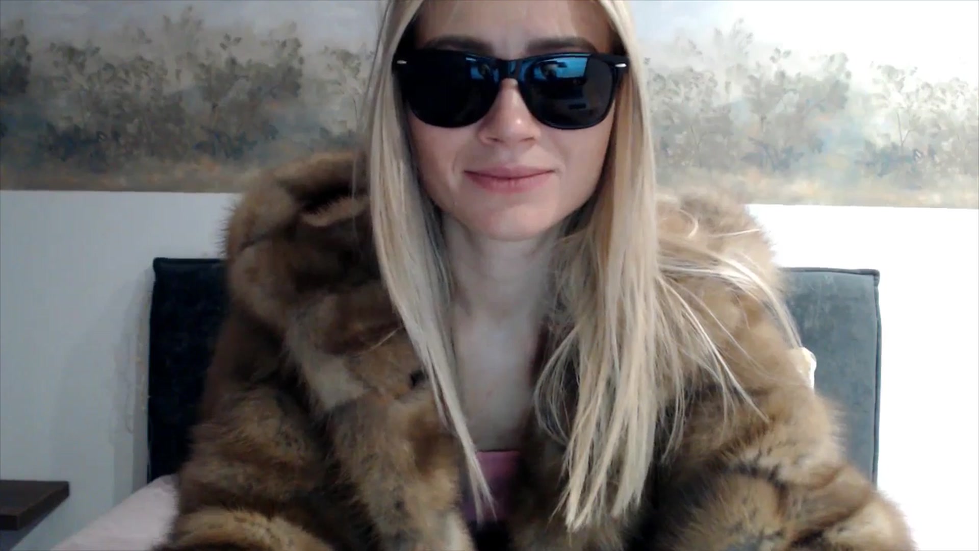 Gallery image thumbnail from fiancee's myfreecams stream on, 03/30/2026, 03:52 image 2 of 20