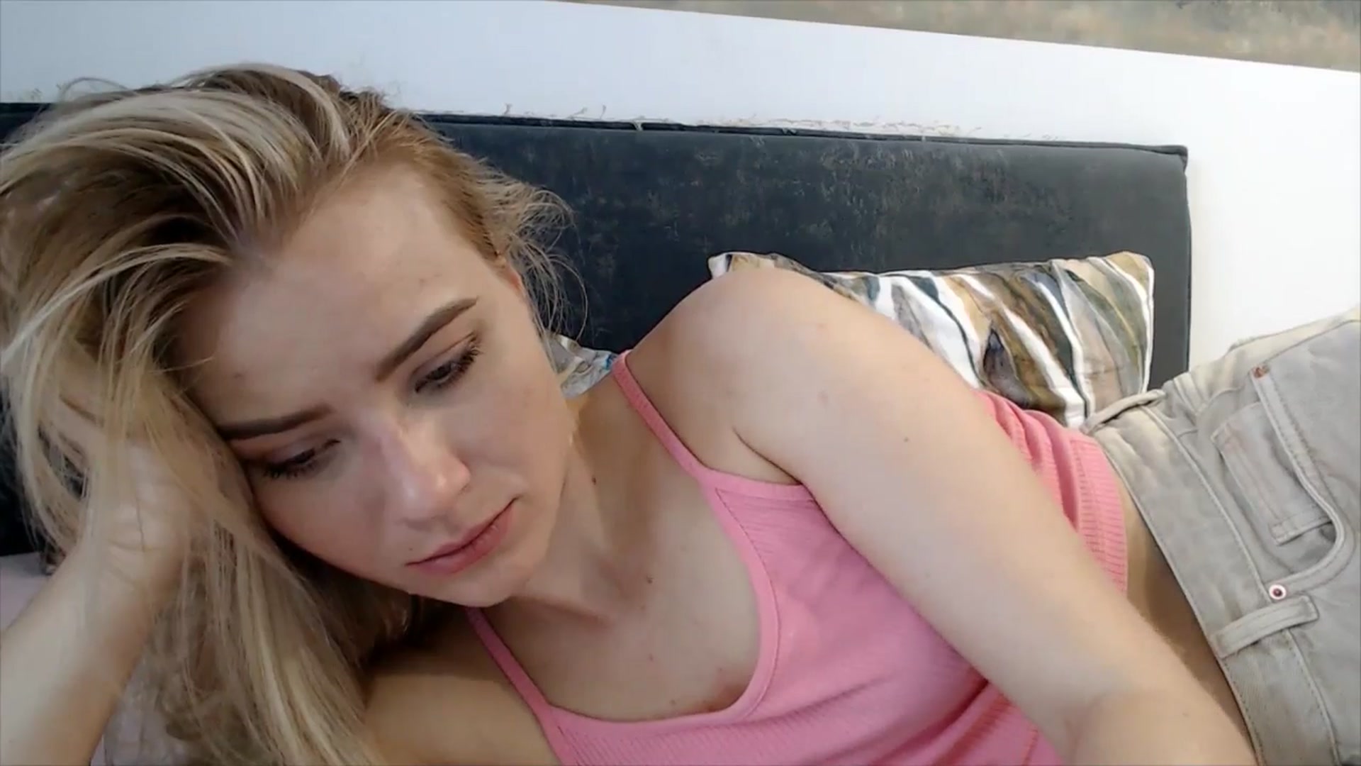 Gallery image thumbnail from fiancee's myfreecams stream on, 03/30/2026, 05:08 image 19 of 20