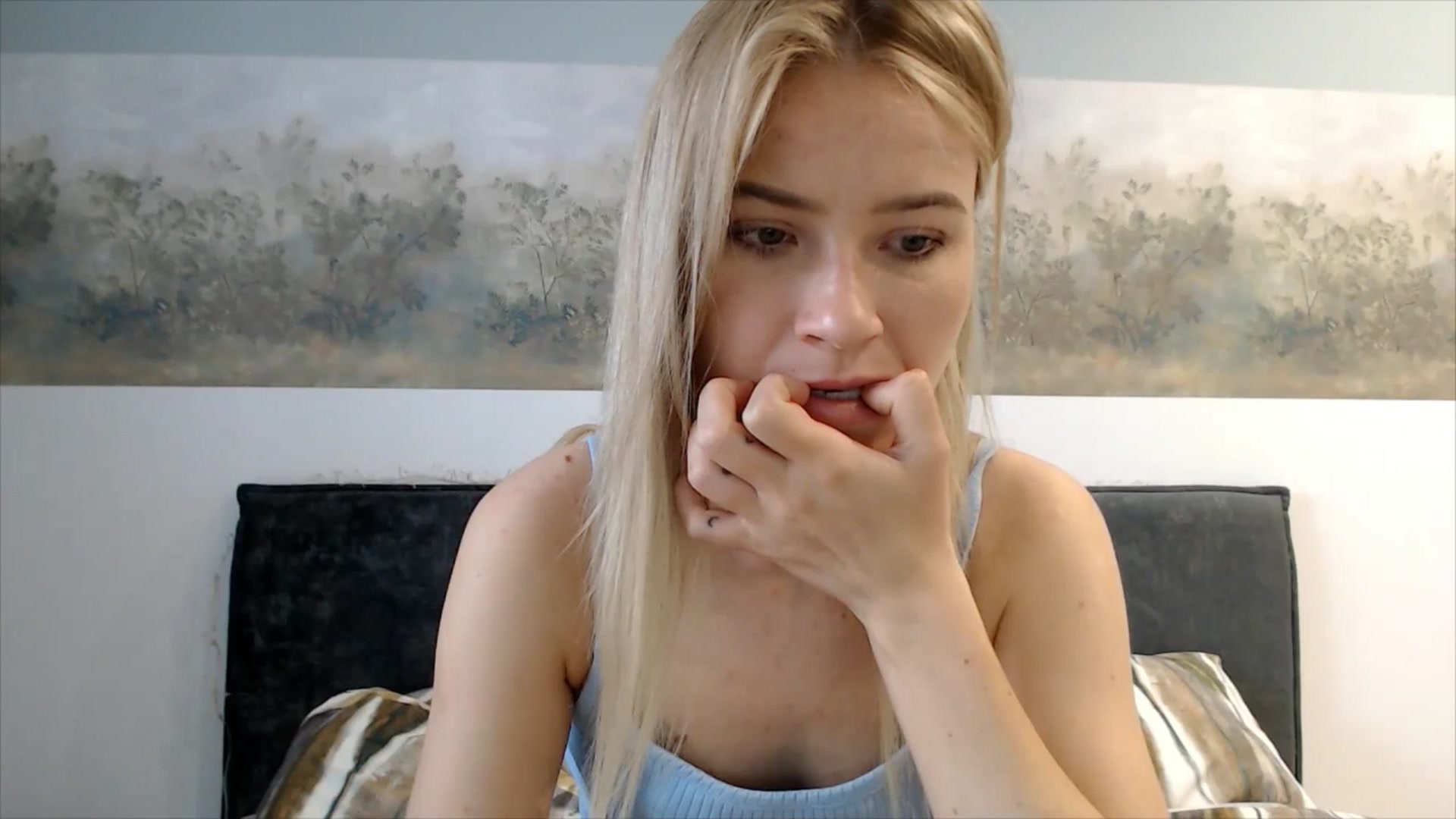 Gallery image thumbnail from fiancee's myfreecams stream on, 03/31/2026, 06:32 image 3 of 20