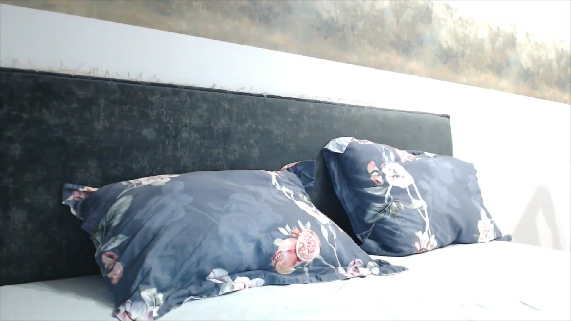 Gallery image thumbnail from fiancee's myfreecams stream on, 04/04/2026, 23:39 image 14 of 20