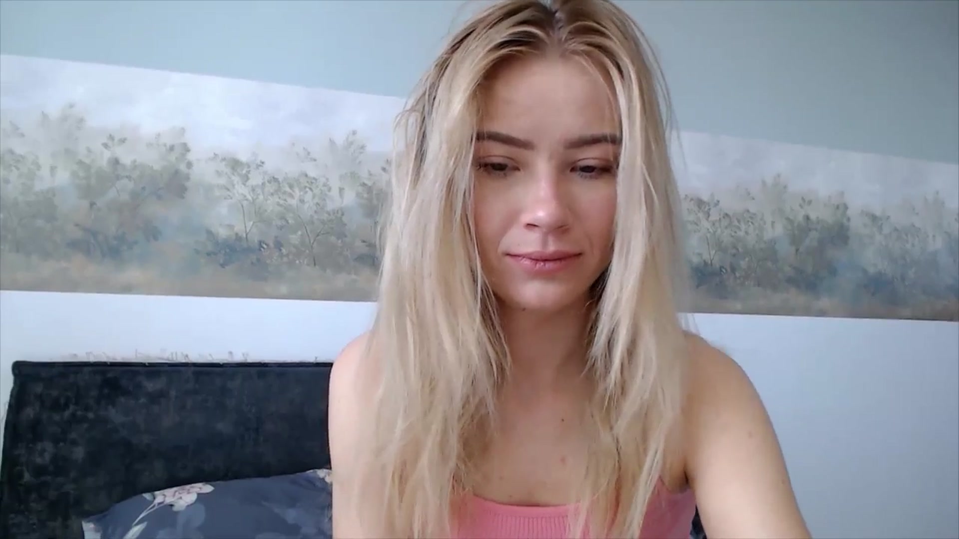 Gallery image thumbnail from fiancee's myfreecams stream on, 04/07/2026, 07:14 image 3 of 20