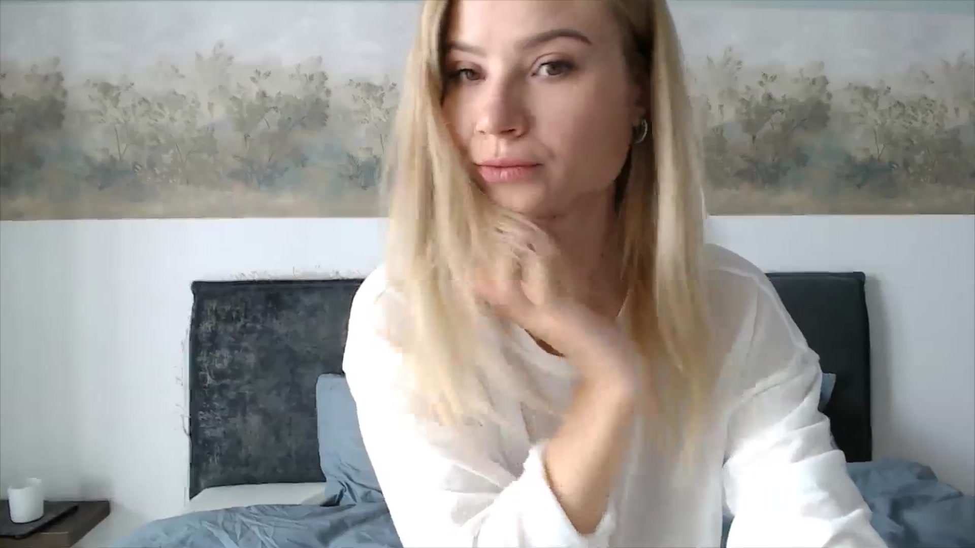 Gallery image thumbnail from fiancee's myfreecams stream on, 04/16/2026, 06:41 image 4 of 20
