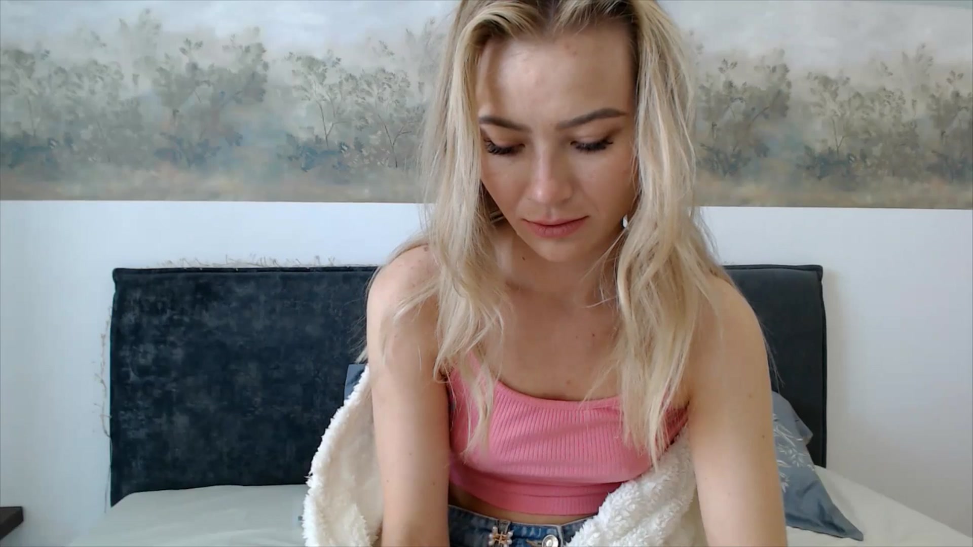 Gallery image thumbnail from fiancee's myfreecams stream on, 04/20/2026, 04:49 image 13 of 20