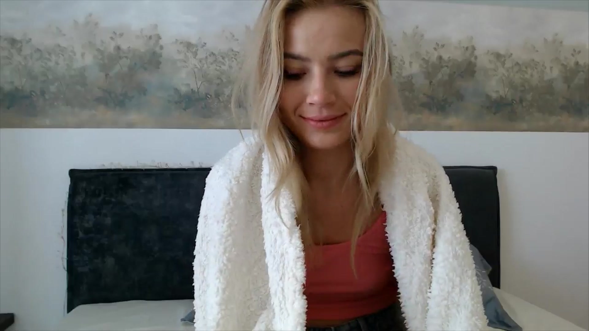 Gallery image thumbnail from fiancee's myfreecams stream on, 04/20/2026, 04:49 image 7 of 20