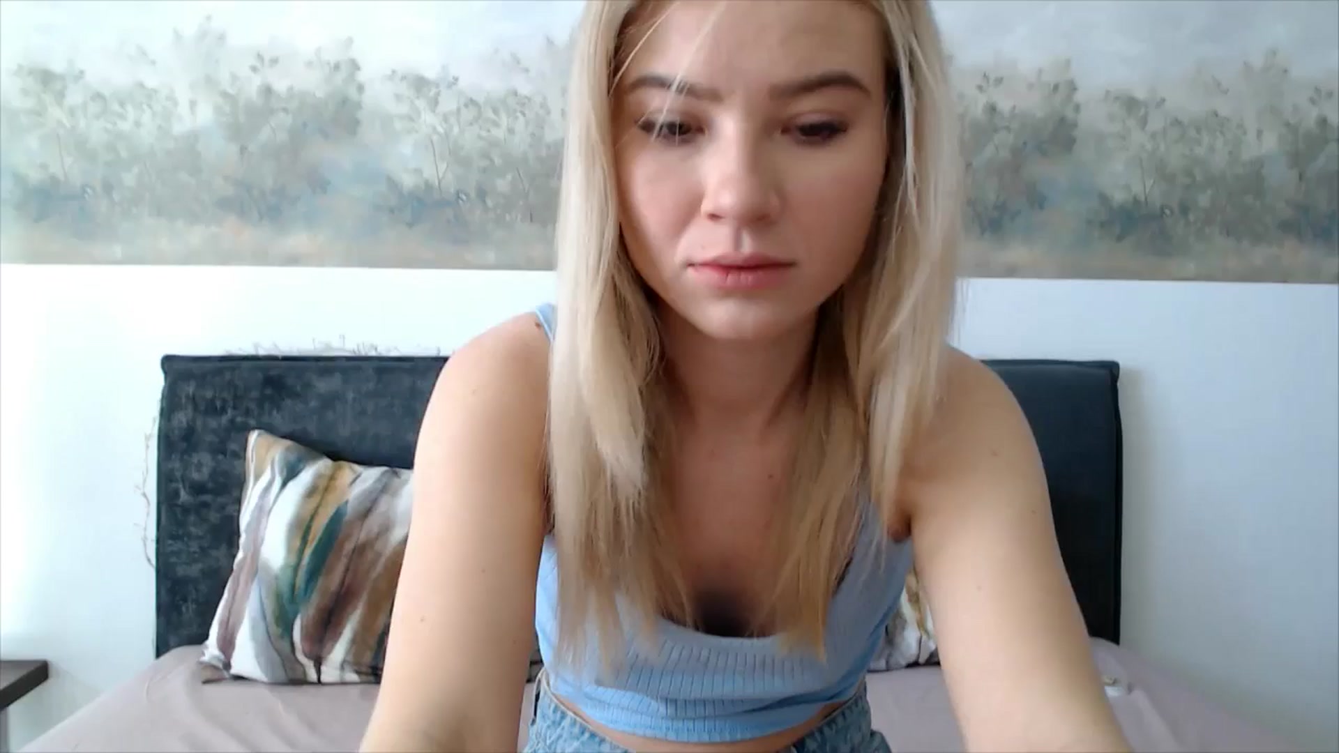Gallery image thumbnail from fiancee's myfreecams stream on, 04/27/2026, 04:20 image 1 of 20