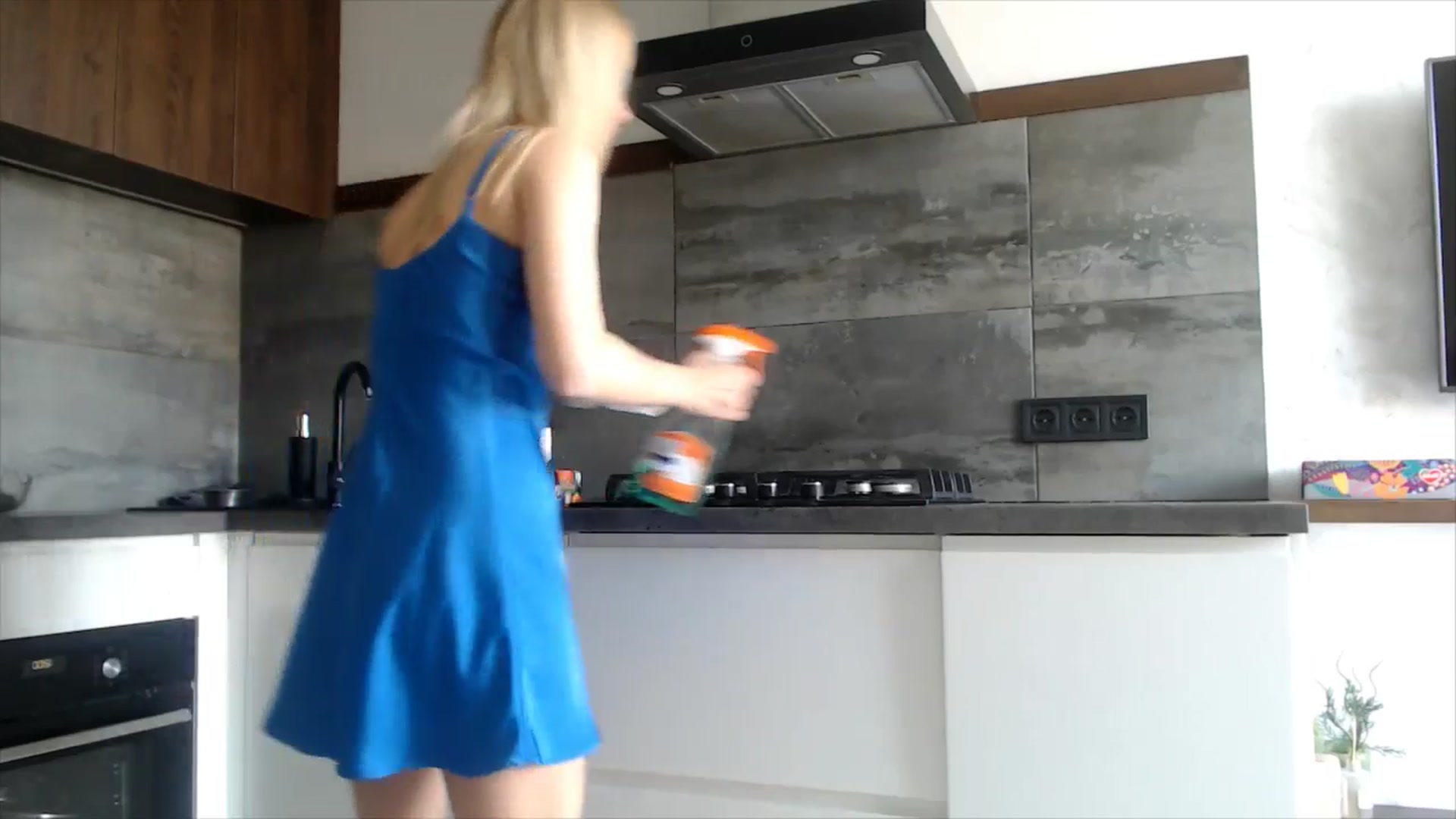 Gallery image thumbnail from fiancee's myfreecams stream on, 05/06/2026, 07:02 image 7 of 20