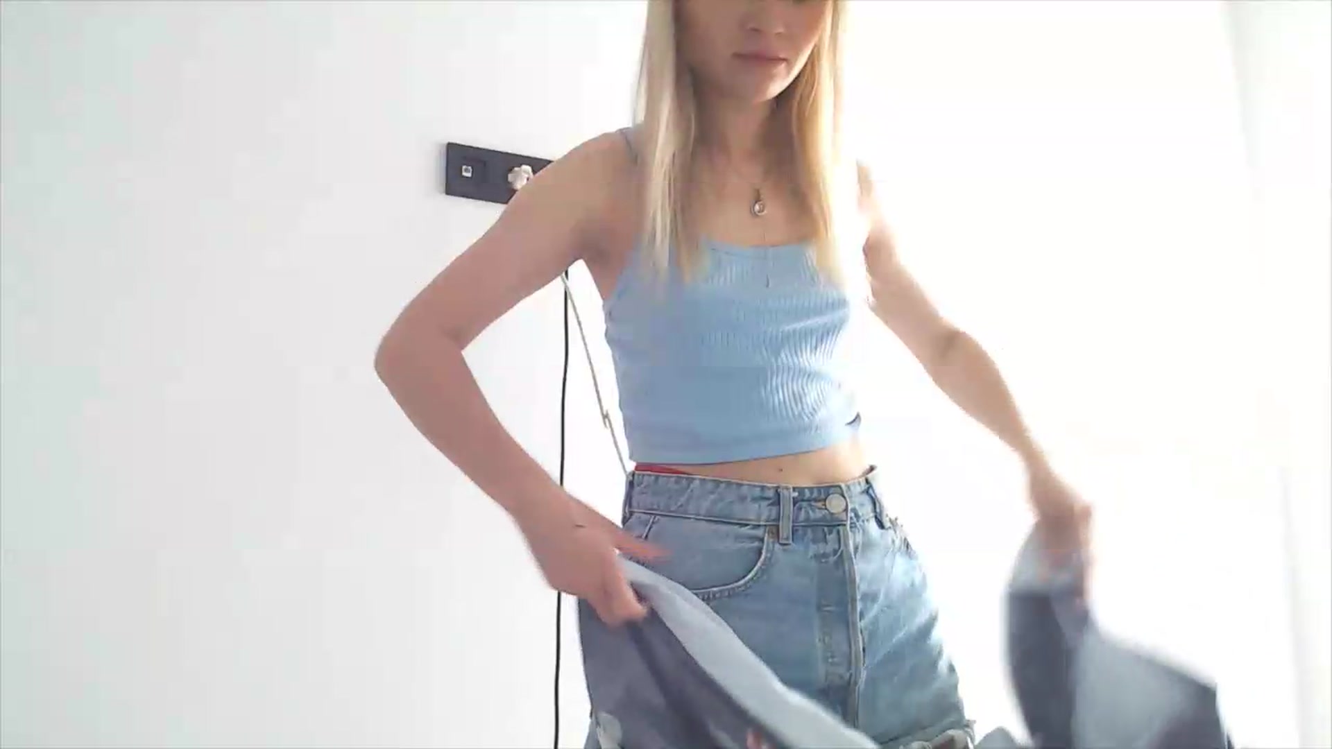 Gallery image thumbnail from fiancee's myfreecams stream on, 05/13/2026, 06:59 image 8 of 20