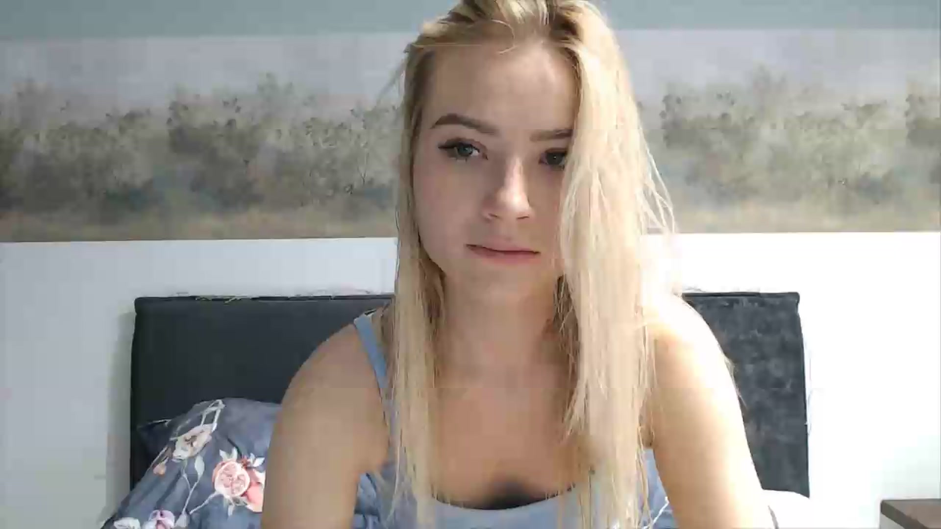 Gallery image thumbnail from fiancee's myfreecams stream on, 05/18/2026, 17:39 image 1 of 20