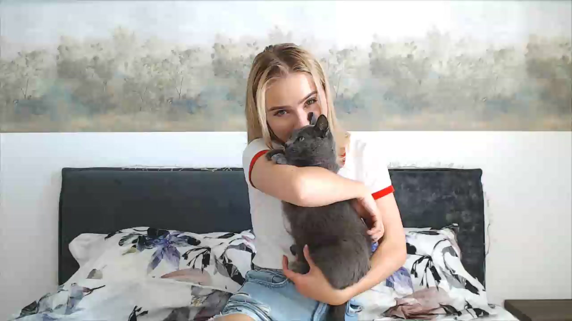 Gallery image thumbnail from fiancee's myfreecams stream on, 05/22/2026, 05:08 image 20 of 20