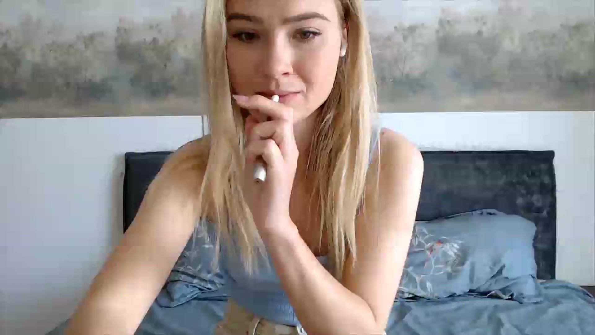 Gallery image thumbnail from fiancee's myfreecams stream on, 05/28/2026, 06:35 image 1 of 20