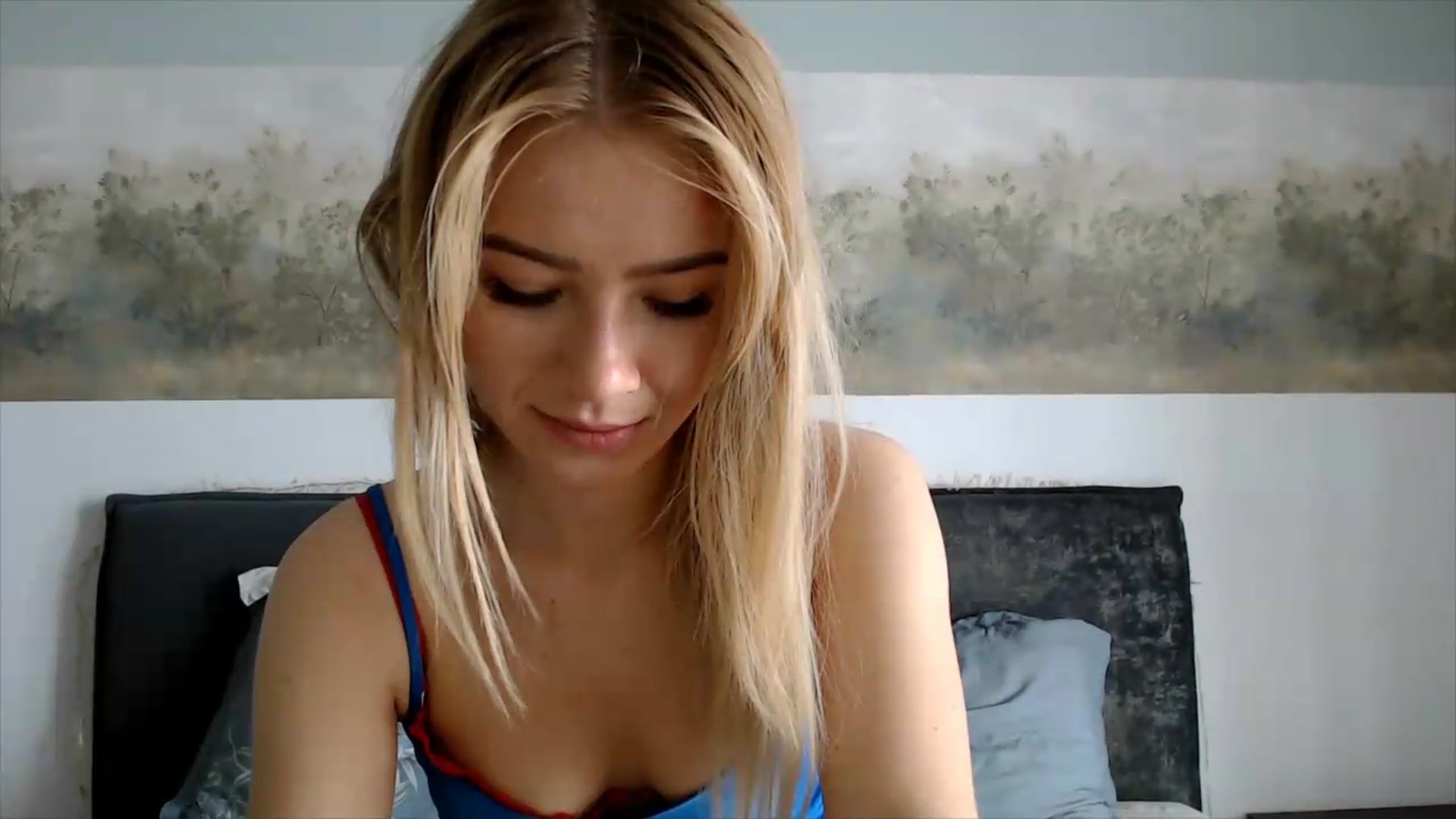 Gallery image thumbnail from fiancee's myfreecams stream on, 05/29/2026, 06:43 image 5 of 20