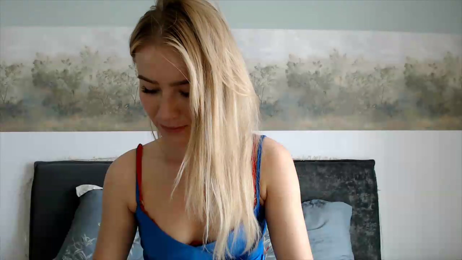 Gallery image thumbnail from fiancee's myfreecams stream on, 05/29/2026, 06:43 image 11 of 20