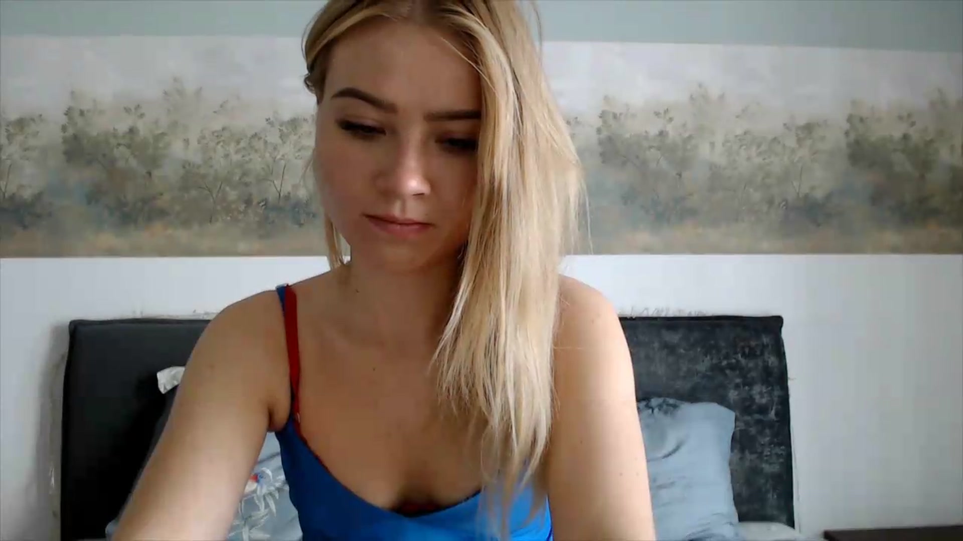 Gallery image thumbnail from fiancee's myfreecams stream on, 05/29/2026, 06:43 image 9 of 20