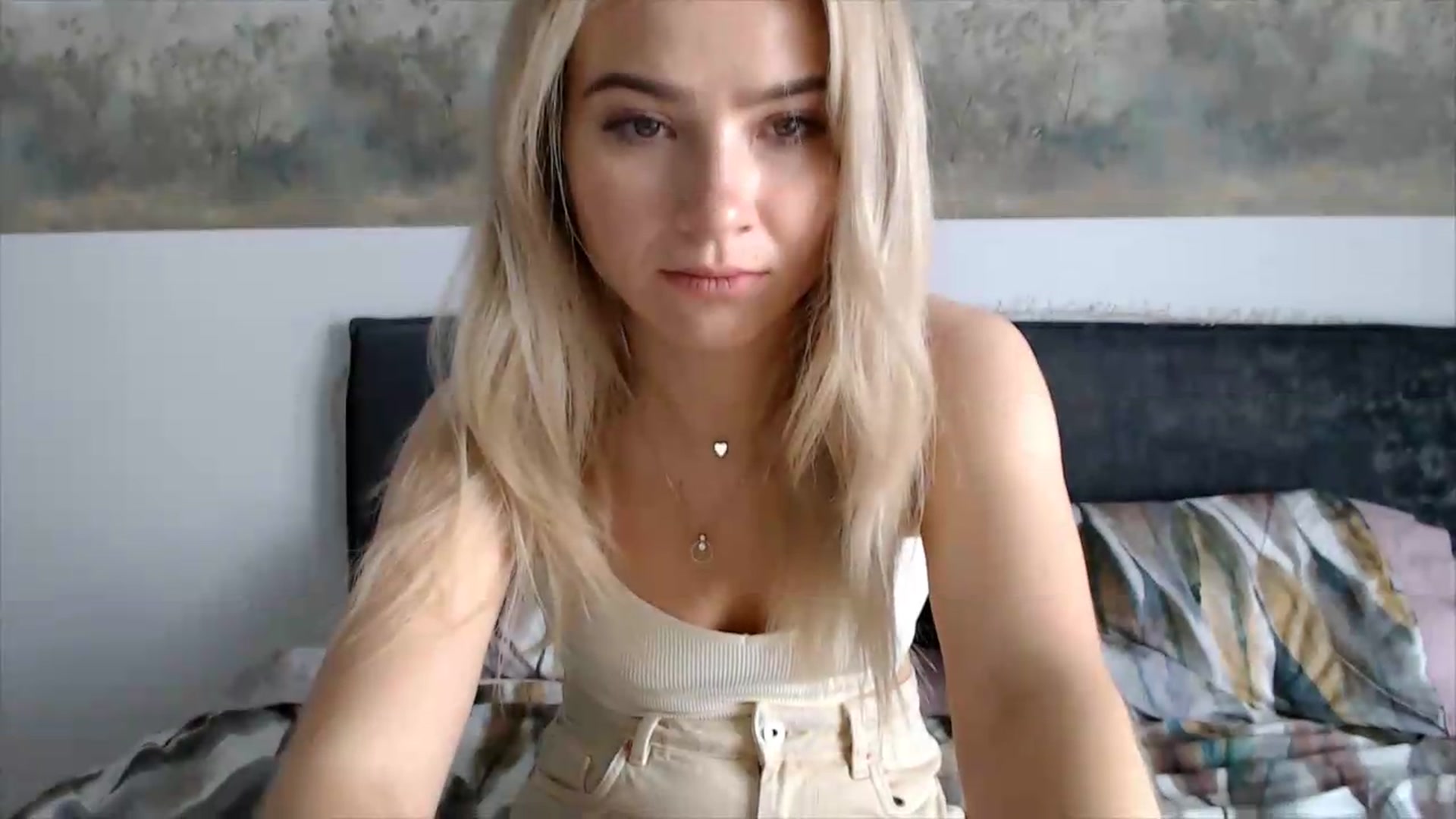Gallery image thumbnail from fiancee's myfreecams stream on, 05/30/2026, 15:04 image 20 of 20