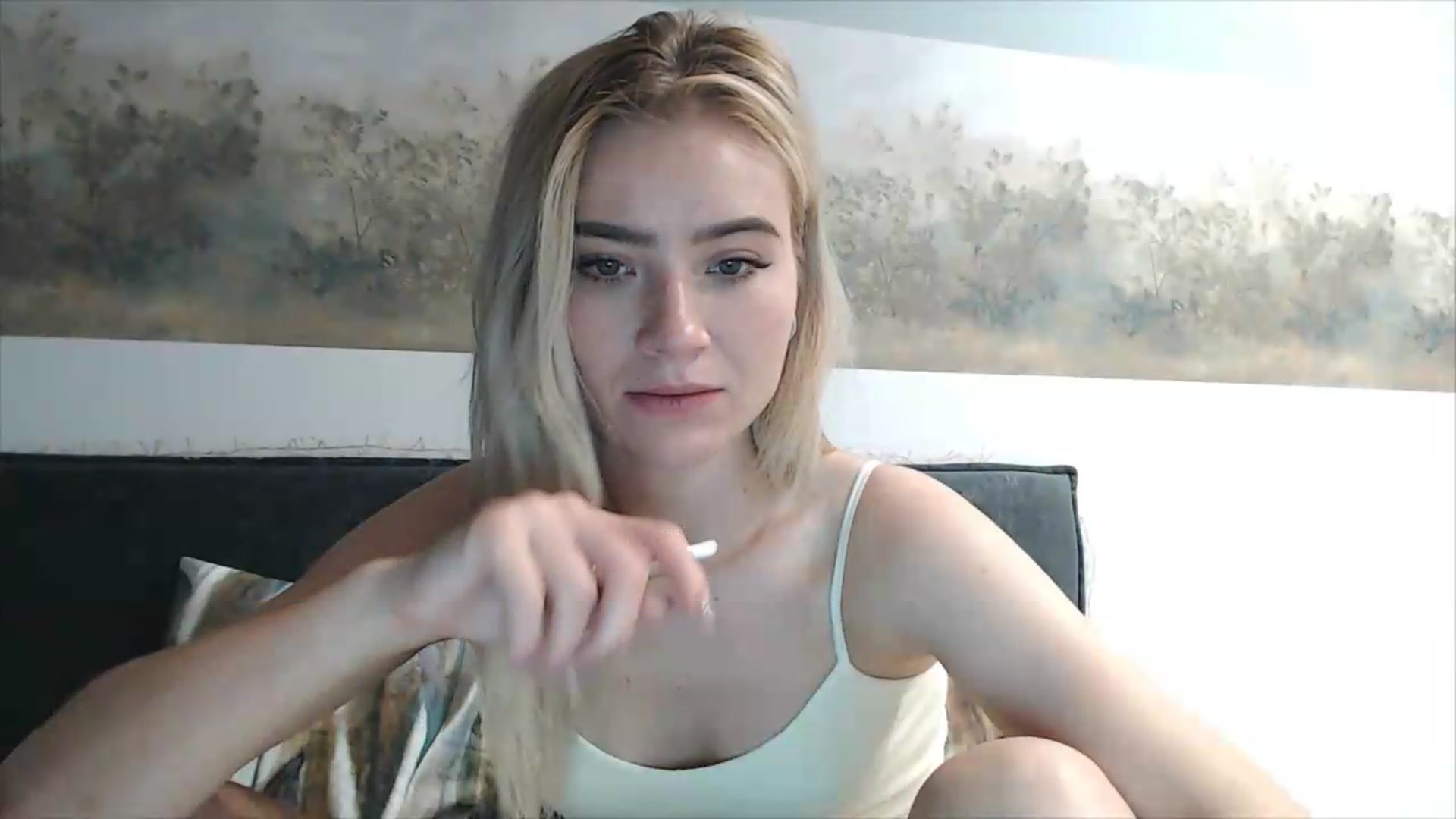Gallery image thumbnail from fiancee's myfreecams stream on, 05/31/2026, 18:04 image 20 of 20