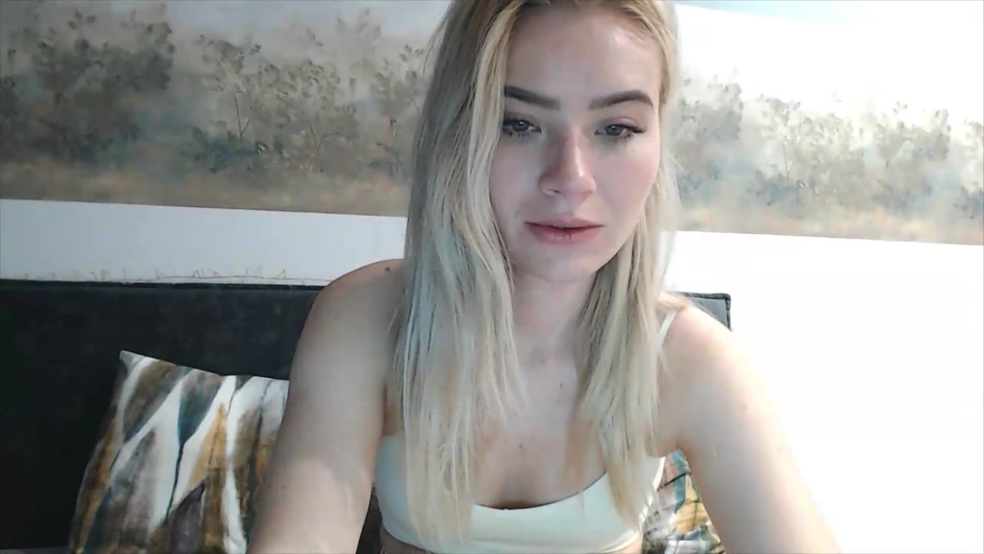 Gallery image thumbnail from fiancee's myfreecams stream on, 05/31/2026, 18:04 image 5 of 20