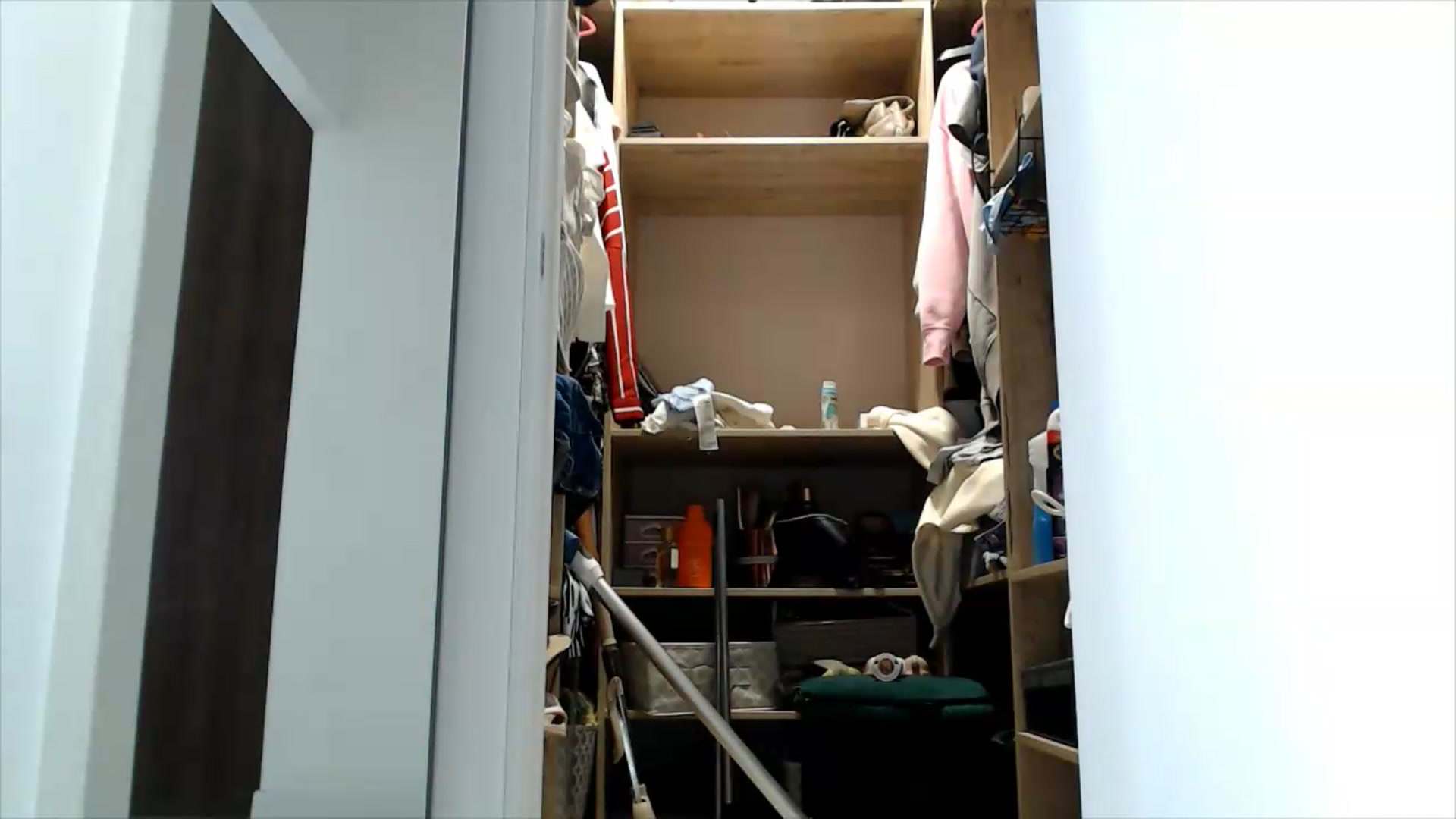 Gallery image thumbnail from fiancee's myfreecams stream on, 06/12/2026, 07:13 image 3 of 20